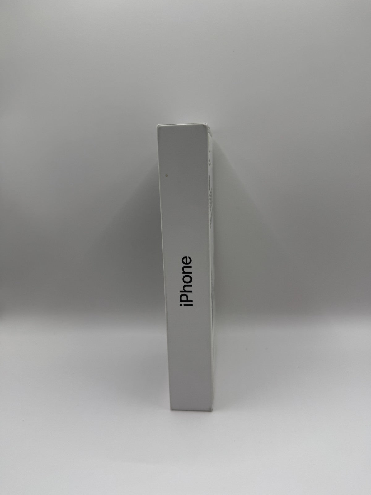 Apple iPhone 17 256GB Black 5G Brand New Sealed Boxed Unlocked Warranty