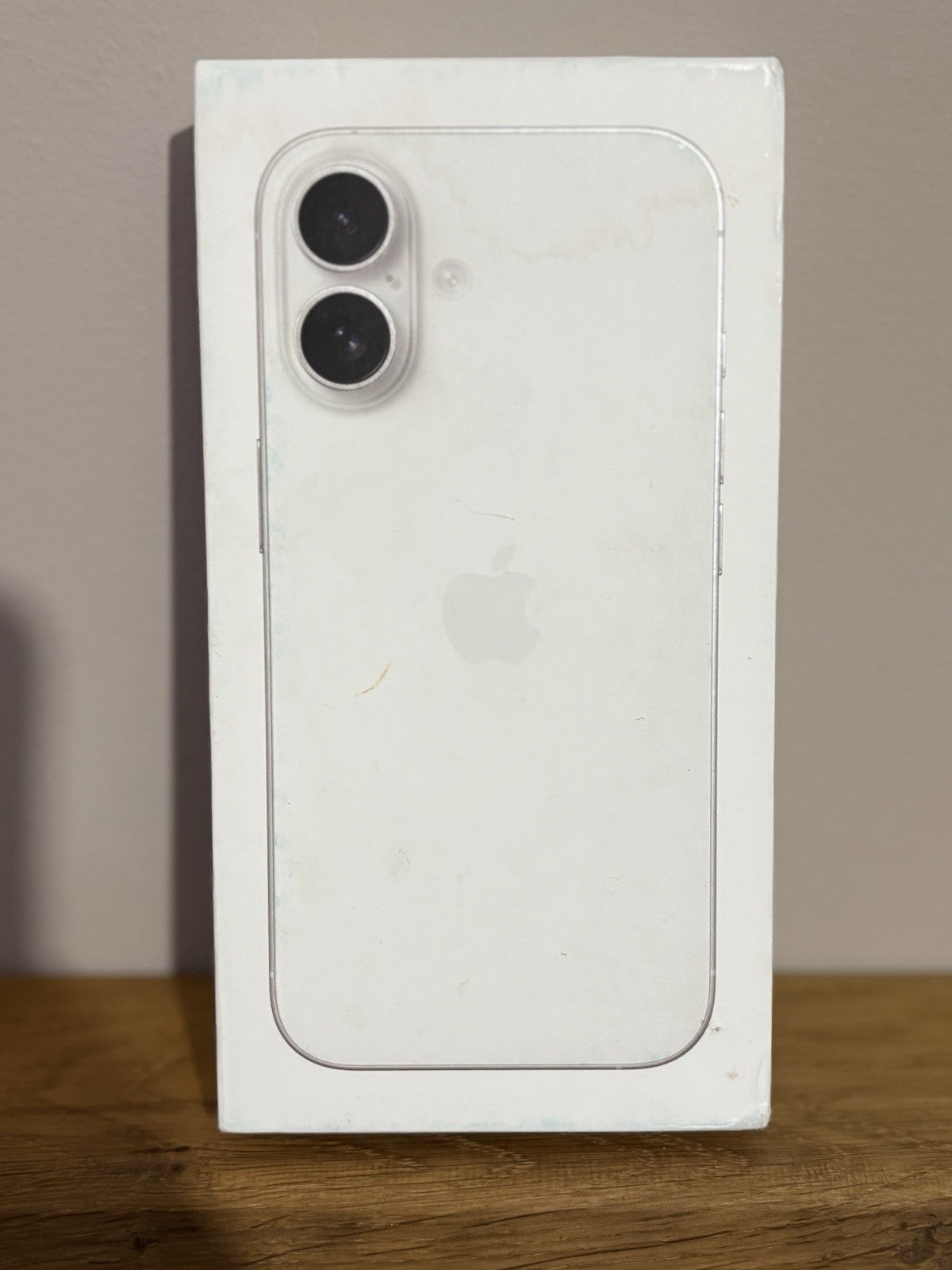 Apple iPhone 16 128GB 5G (0813679) White Unlocked Pristine Condition Warranty