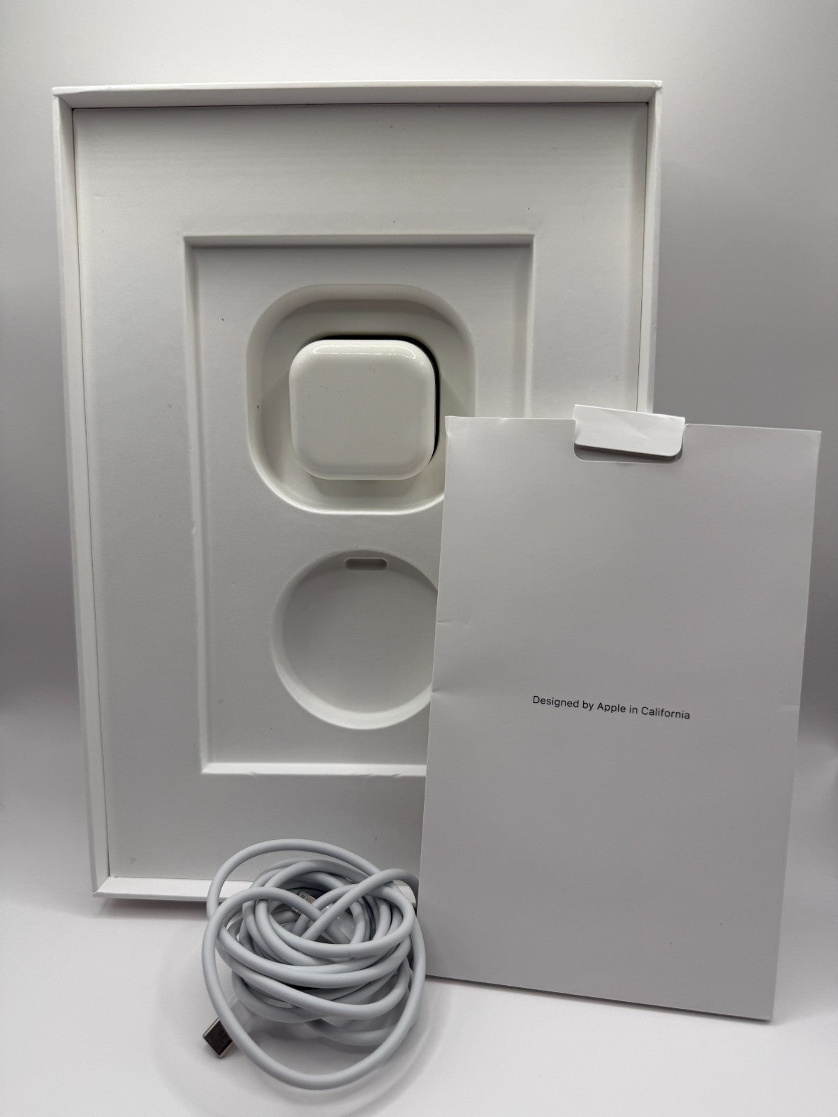 Apple iPad 8th Gen 2020 10.2" 32GB WiFi Unlocked Space Gray Boxed Warranty