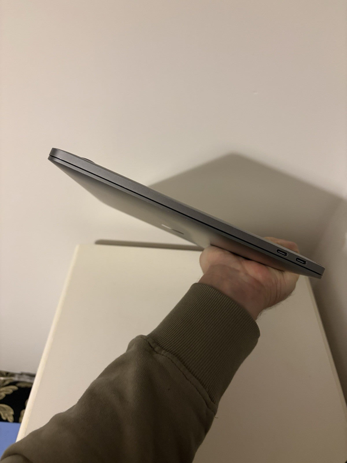 Apple MacBook Pro Retina 13.3" 2017 (P160) 256GB SSD 8GB Ram 2.3GHz Core i5 Grey