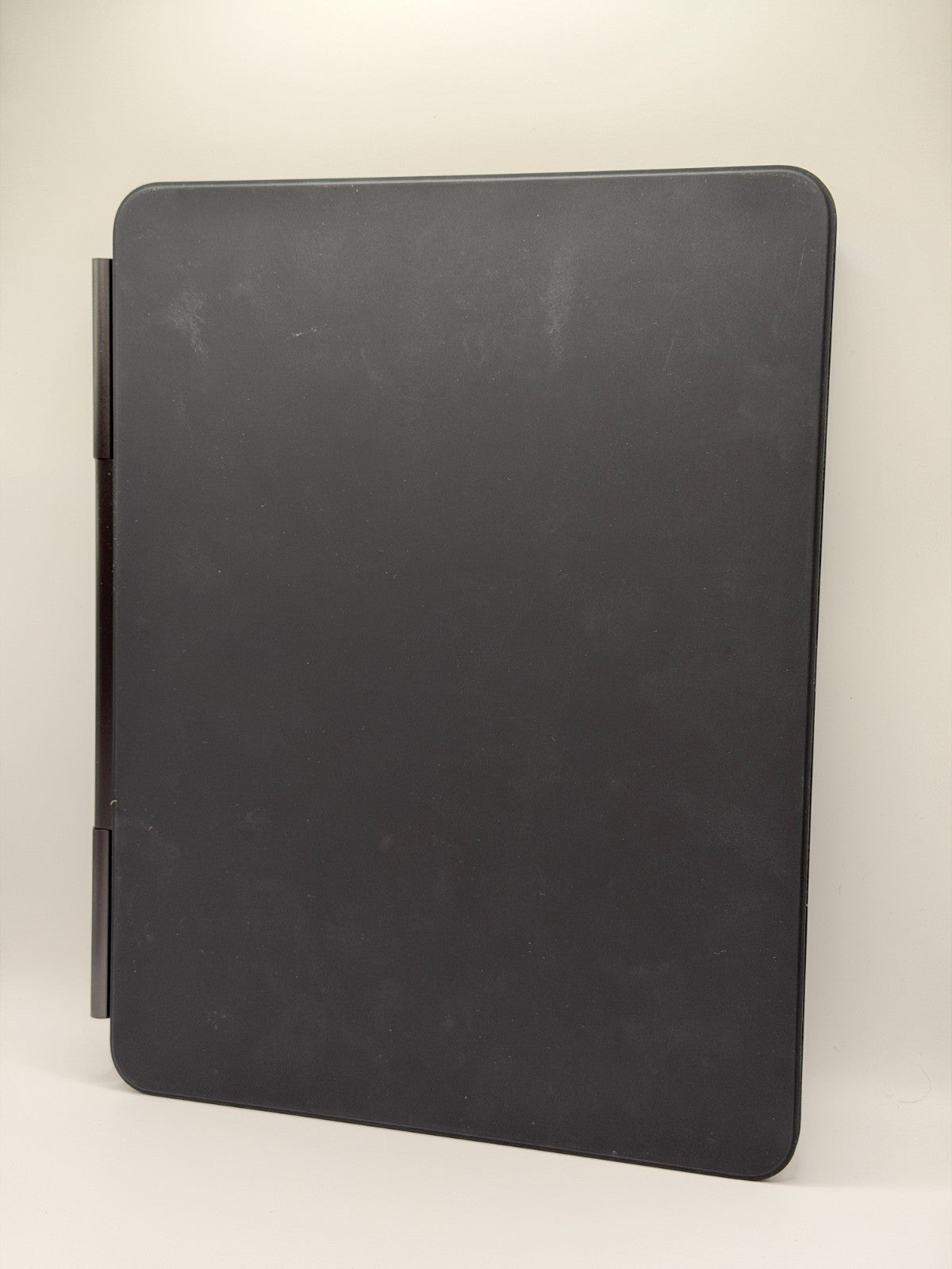 Apple Magic Keyboard for 13-inch iPad Pro 4th and 3rd Gen Excellent Condition