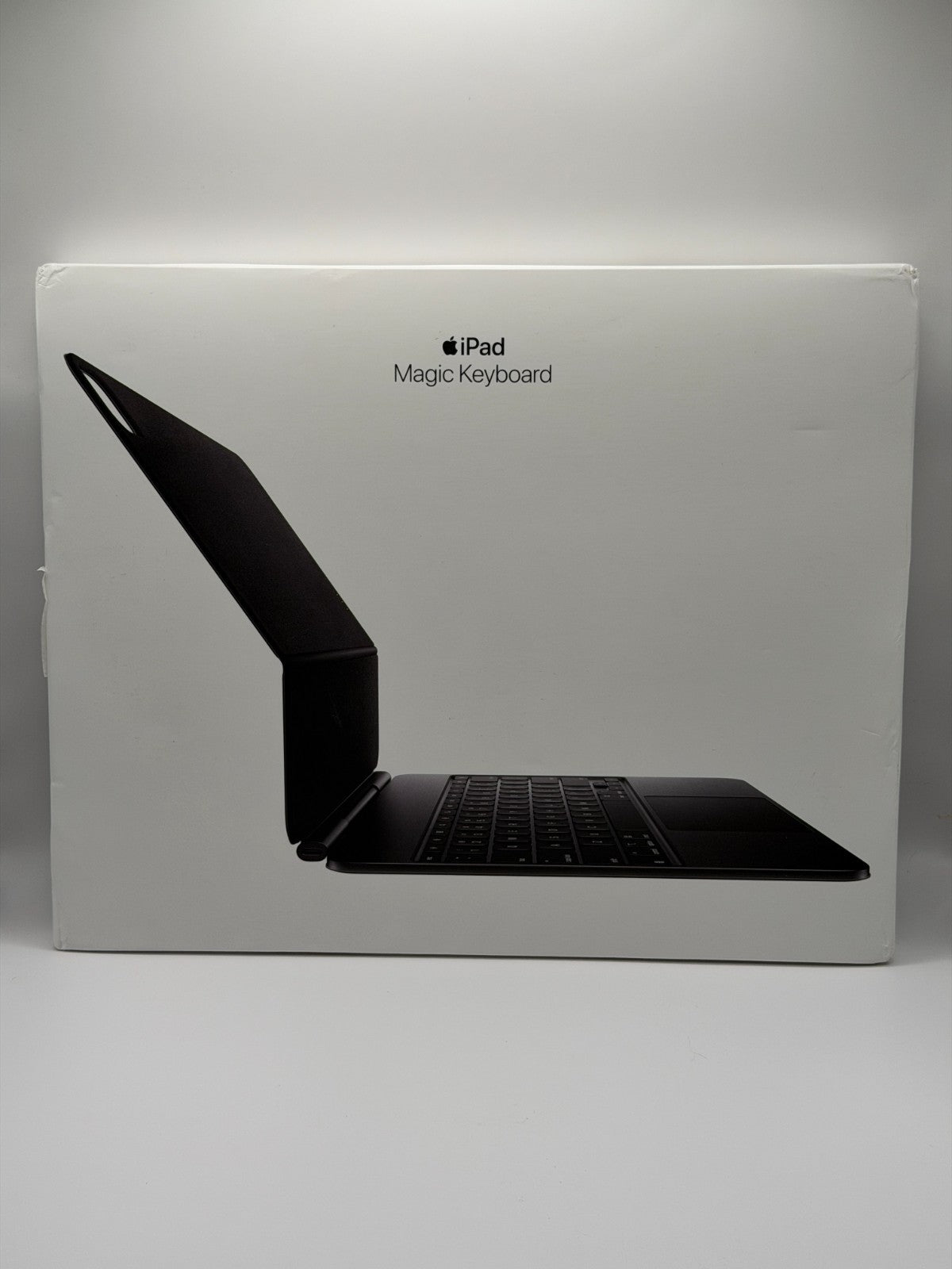 Apple Magic Keyboard for 13-inch iPad Pro 4th and 3rd Gen Excellent Condition