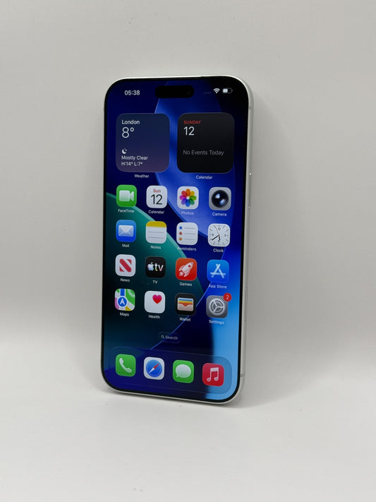 Apple Iphone 17 Pro Max 5G 256GB Silver Unlocked Boxed Very Good Condition