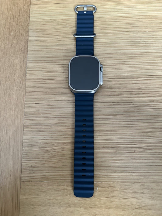 Apple Watch Ultra 49mm (0613529) Titanium & Ceramic Case GPS + LTE 94% Battery