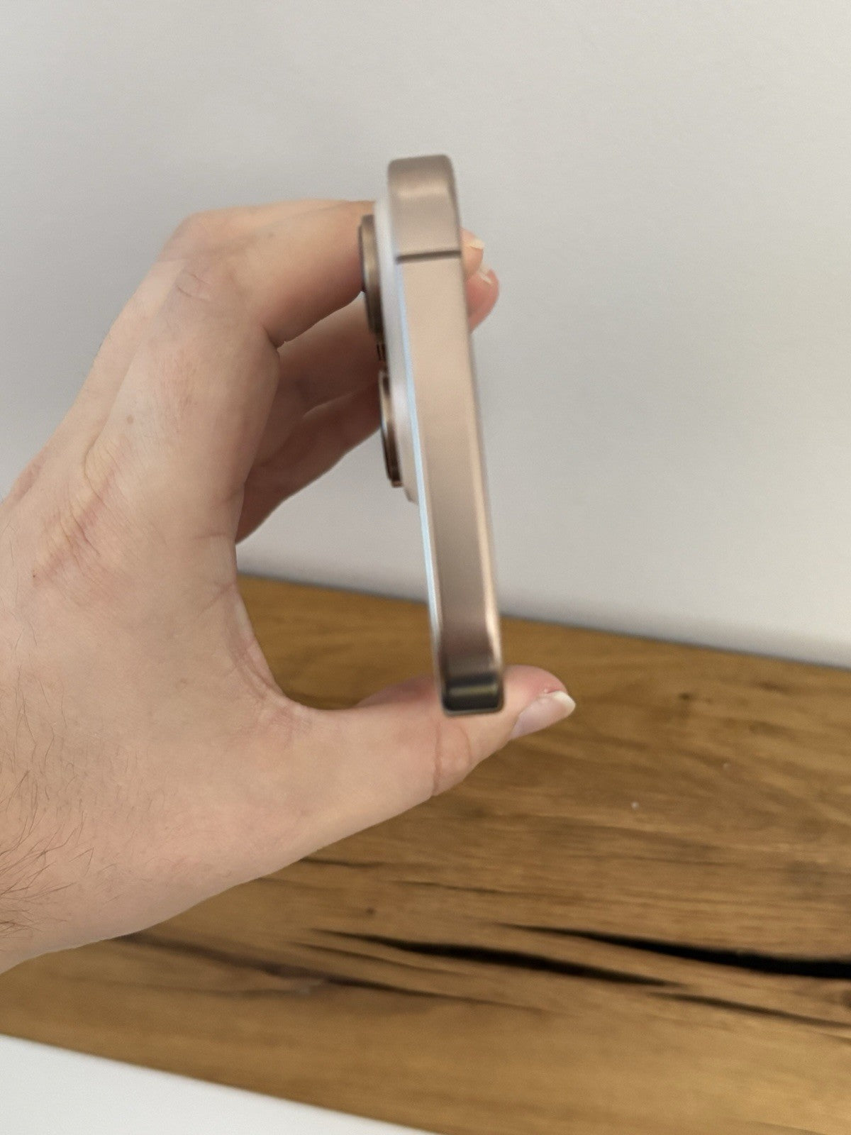 Apple iPhone 16 Pro 256GB 5G (1913586) Unlocked Desert Titanium Boxed