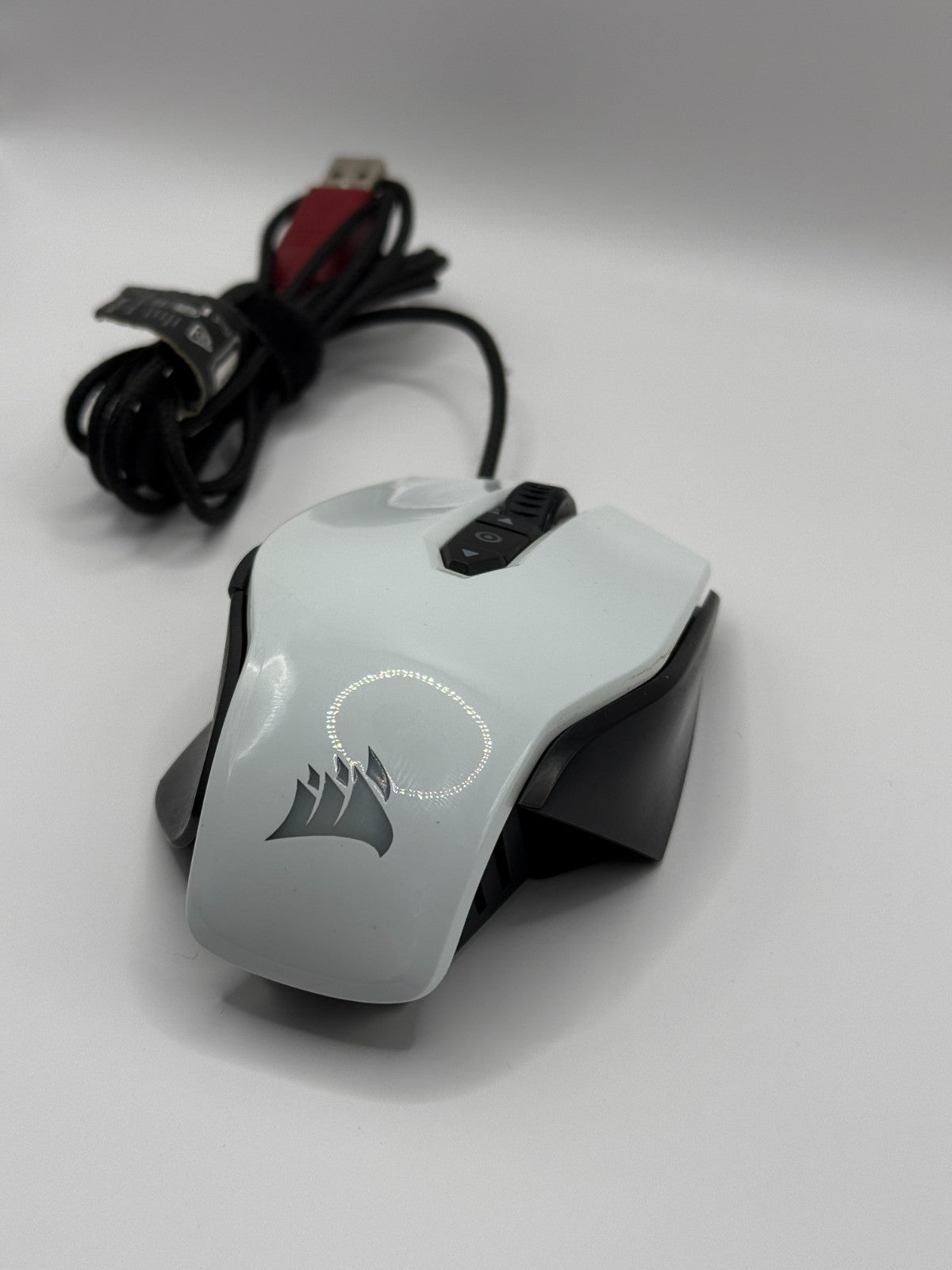 Corsair Gaming M65 Rgb 8200 Dpi White Mouse Gaming Computer Fps Edition Wired