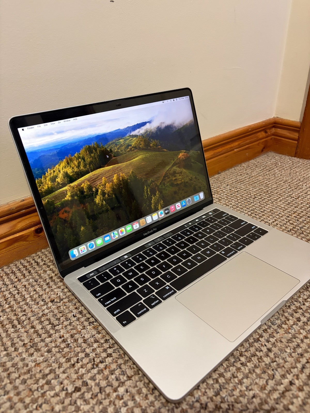 Apple MacBook Pro Retina 13.3" 2019 128GB SSD 8GB Ram 1.4GHz Core i5 Grey