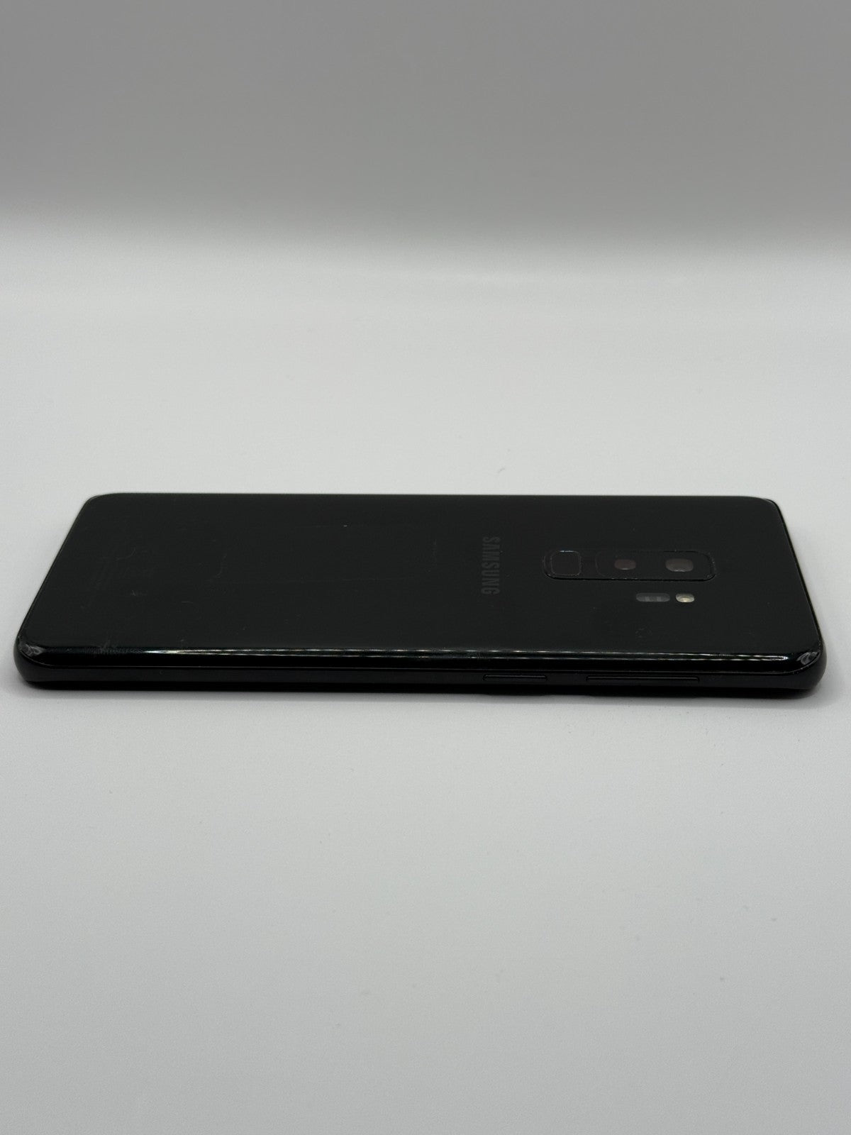 Samsung Galaxy S9 Plus 128GB Midnight Black Unlocked Cracked Screen LCD Bleed