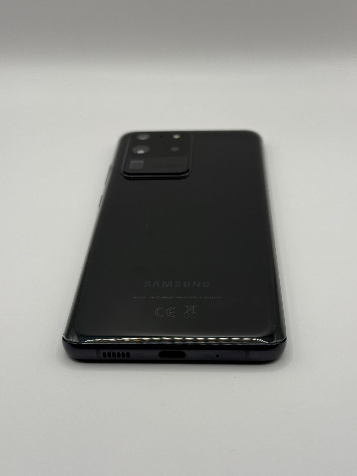 Samsung Galaxy S20 Ultra 5G 128GB Black Unlocked Excellent Condition Warranty