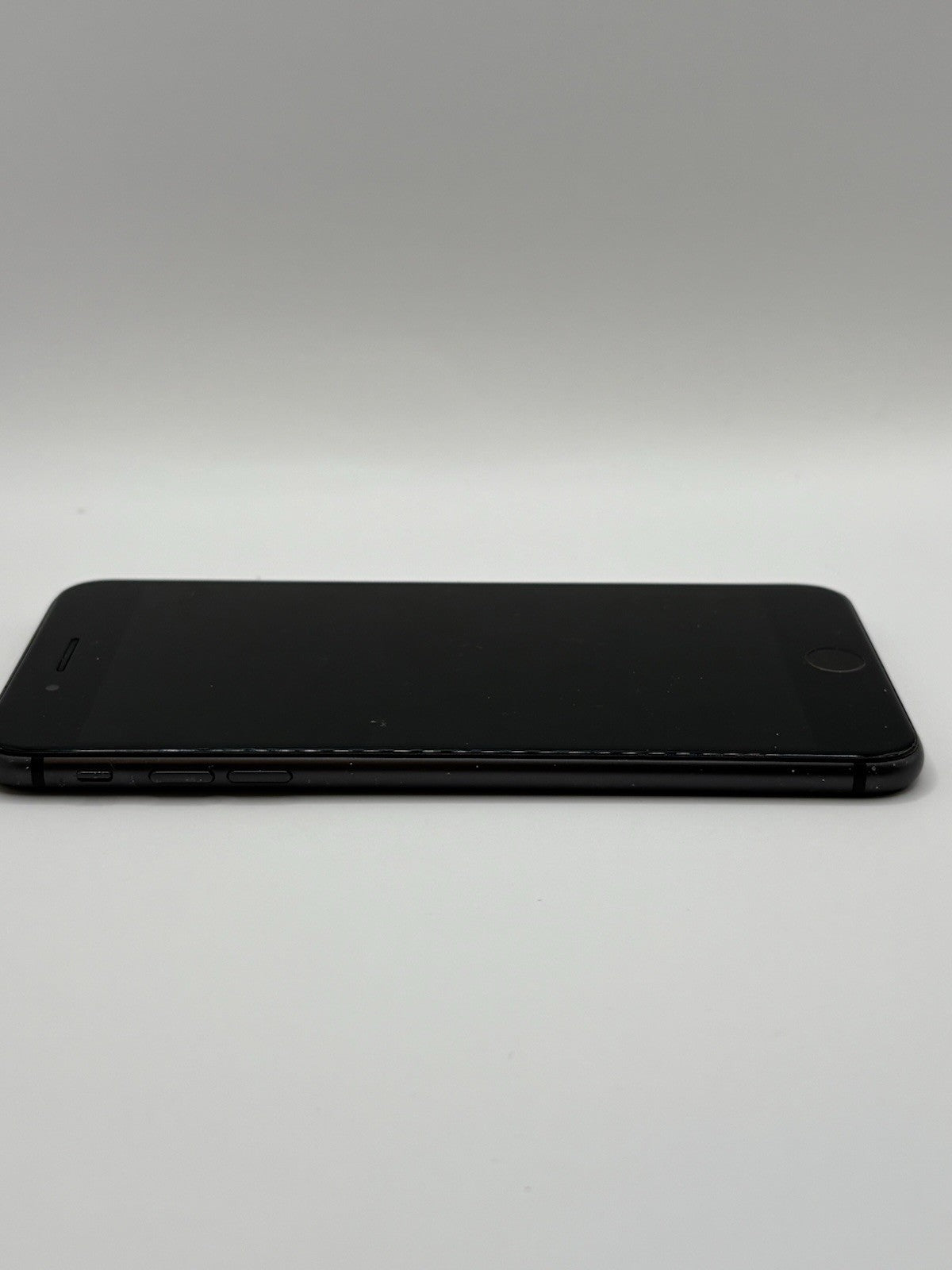 Apple iPhone 8 Plus Black 64GB Unlocked Faulty Earpiece