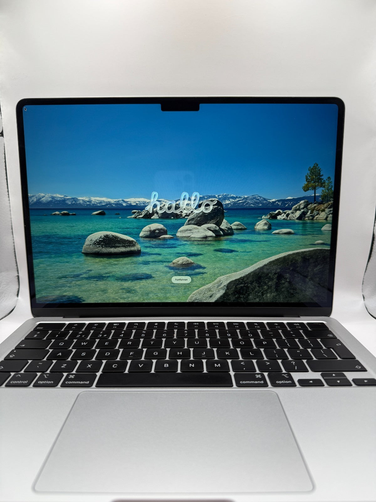Apple Macbook Air M4 13.6" 2025 16Gb Ram 256Gb Ssd Silver Excellent Condition