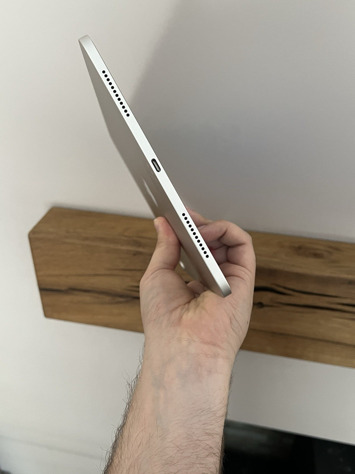 Apple iPad Air 5th Gen (PP124) M1 64GB WiFi Starlight Boxed Warranty