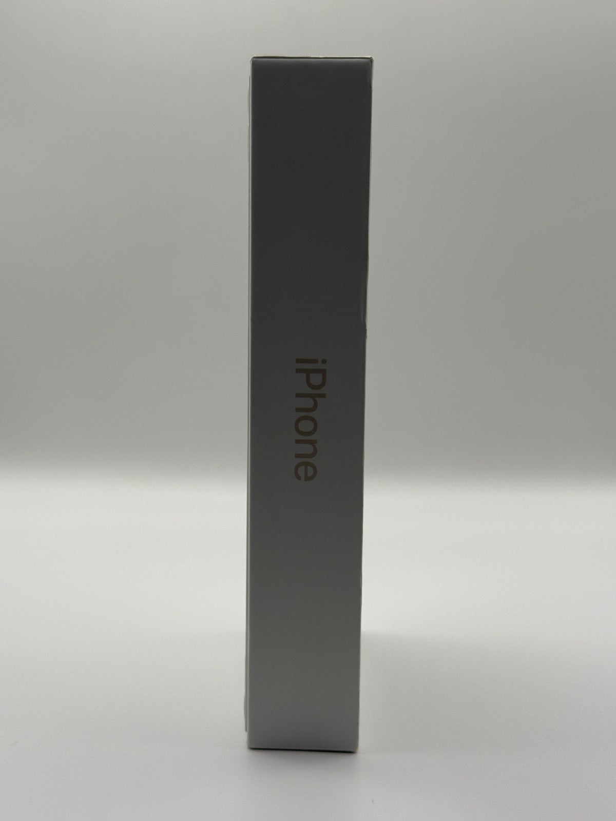 Apple Iphone 14 128GB 5G Starlight Brand New Sealed Warranty Unlocked