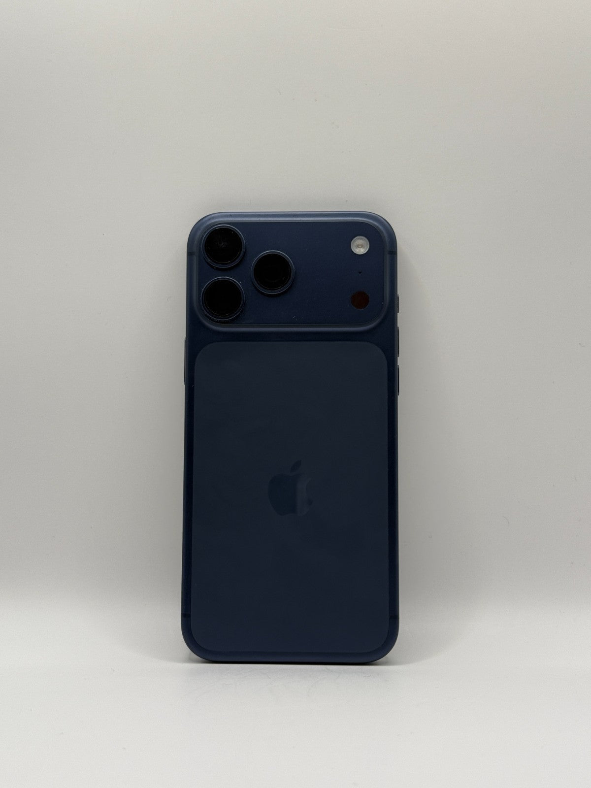 Apple Iphone 17 Pro Max 256GB Deep Blue 5G Warranty Unlocked Very Good Condition