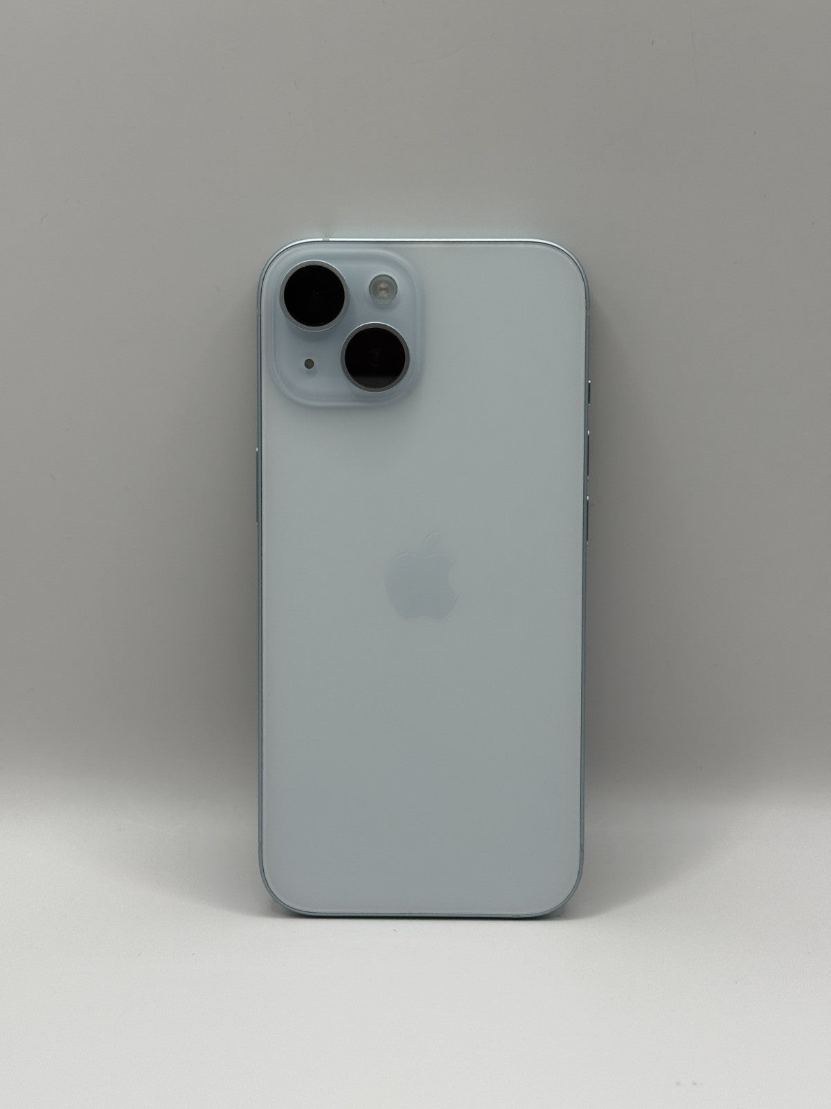 Apple Iphone 15 Blue 128GB 5G Unlocked Very Good Condition Warranty