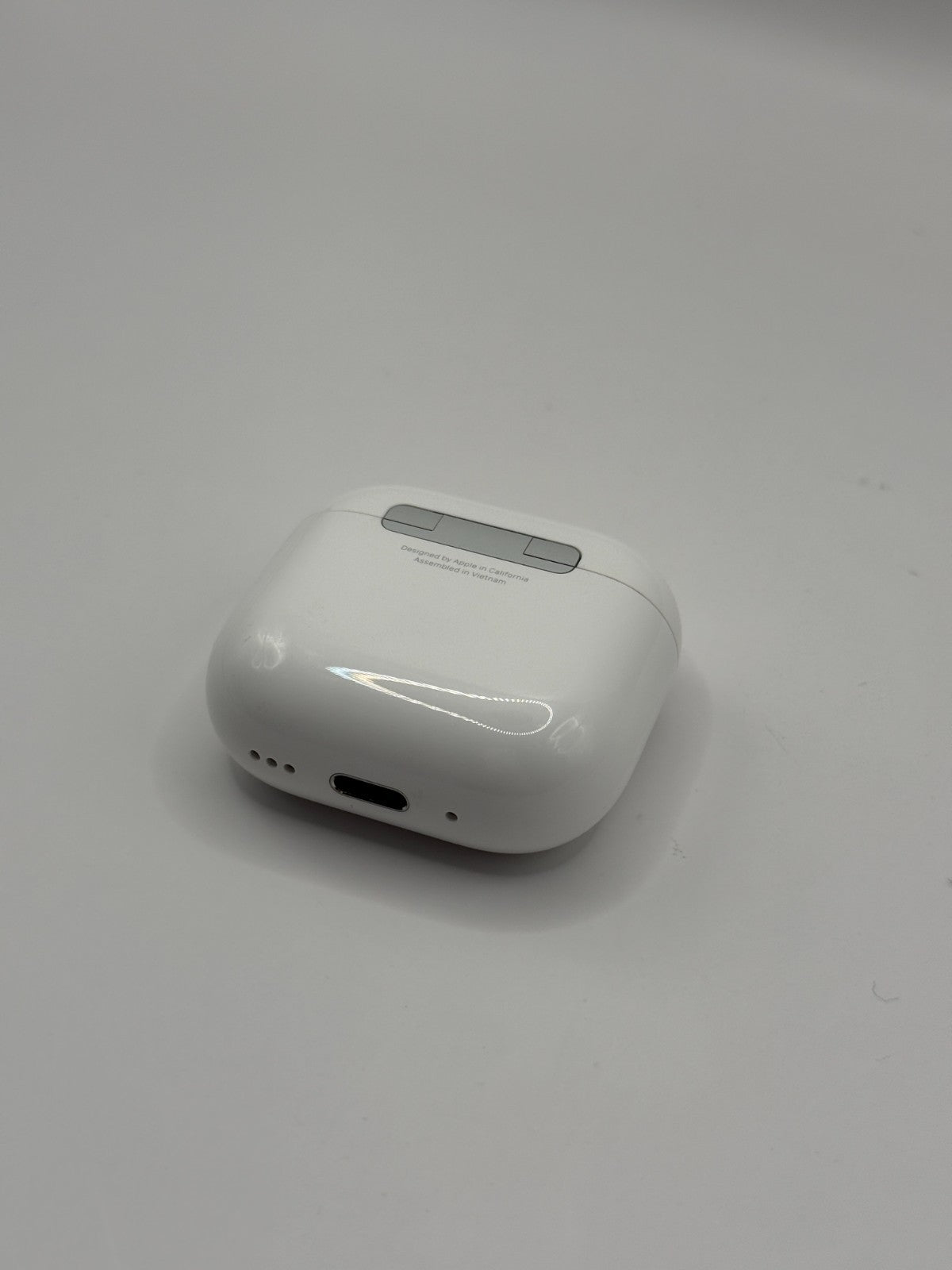 Genuine Apple AirPods 4 ANC A3055 USB-C Wireless Charging Case Only