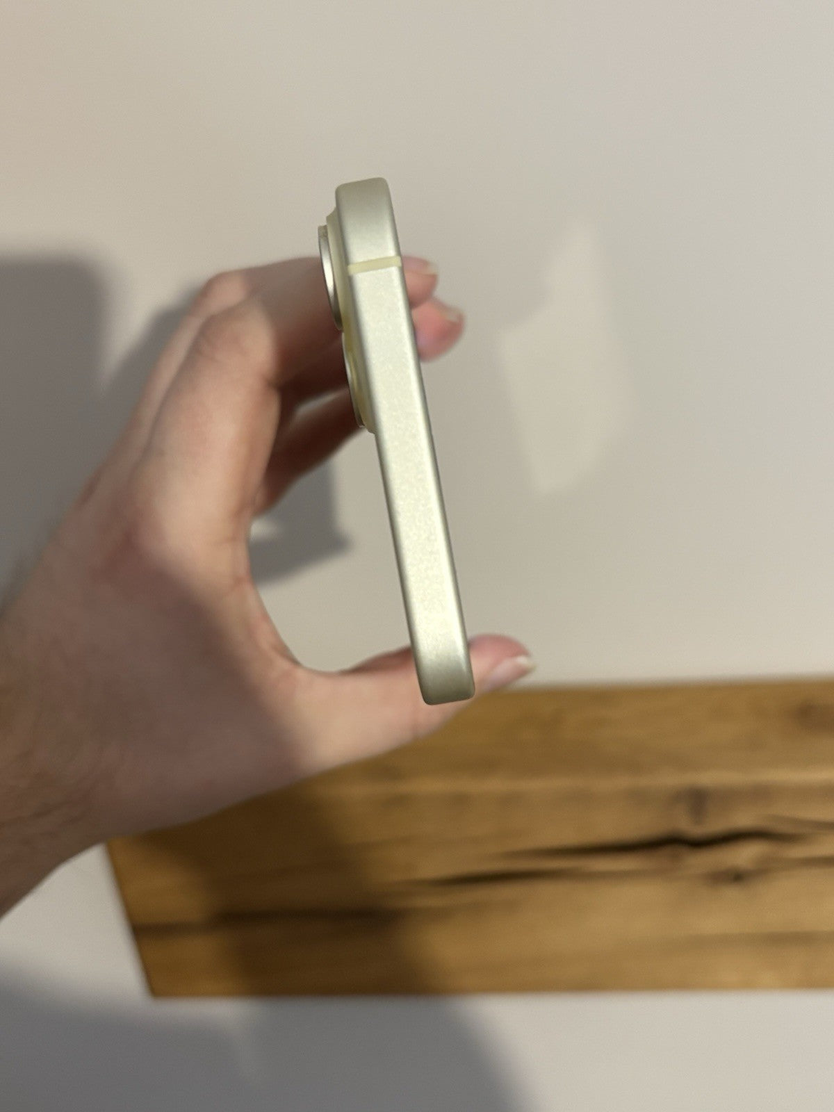 Apple iPhone 15 Plus 128GB (PP142) Yellow Unlocked Very Good Condition Warranty