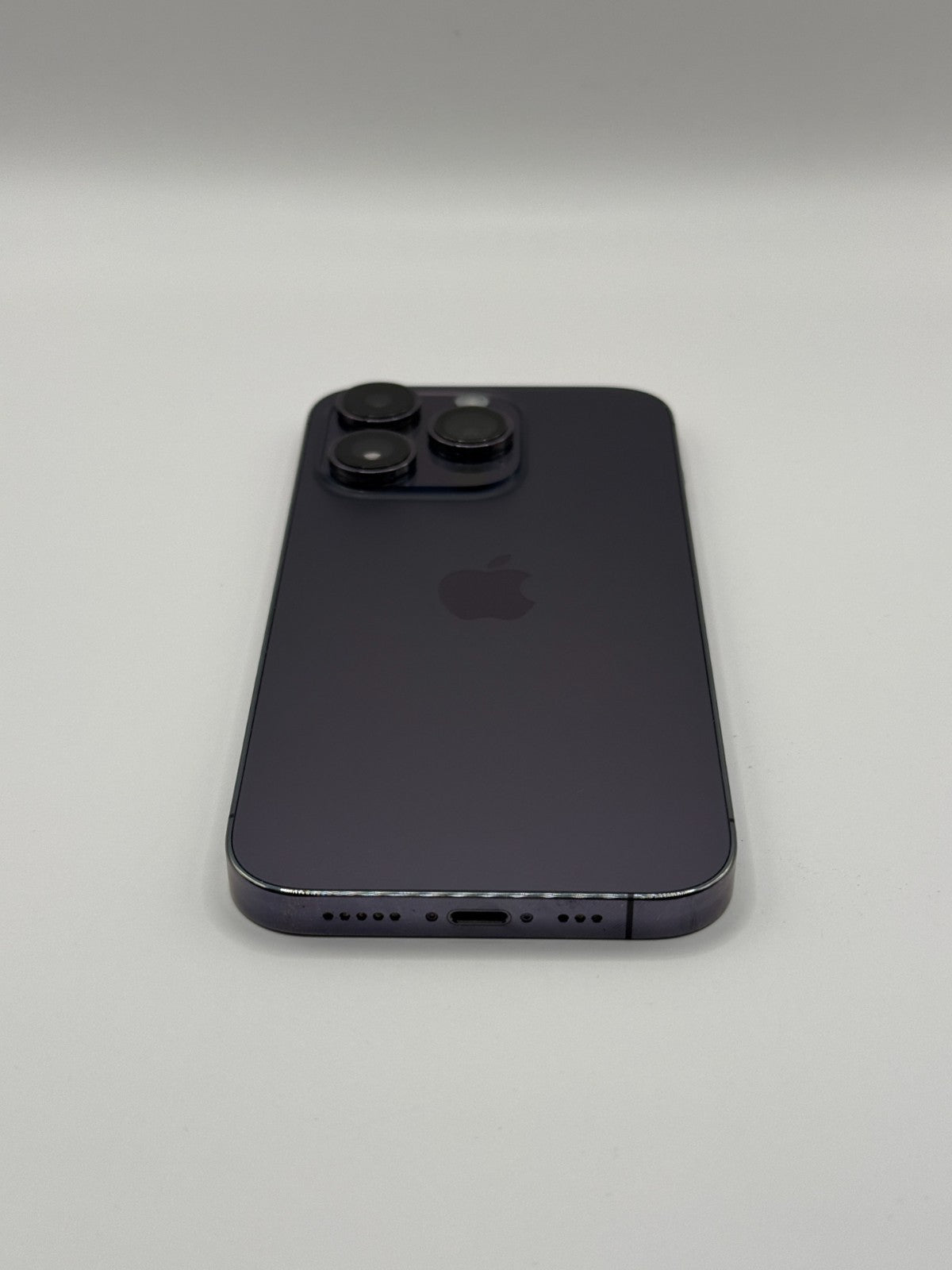 Apple Iphone 14 Pro 128GB Purple Unlocked Warranty Excellent Condition 100%
