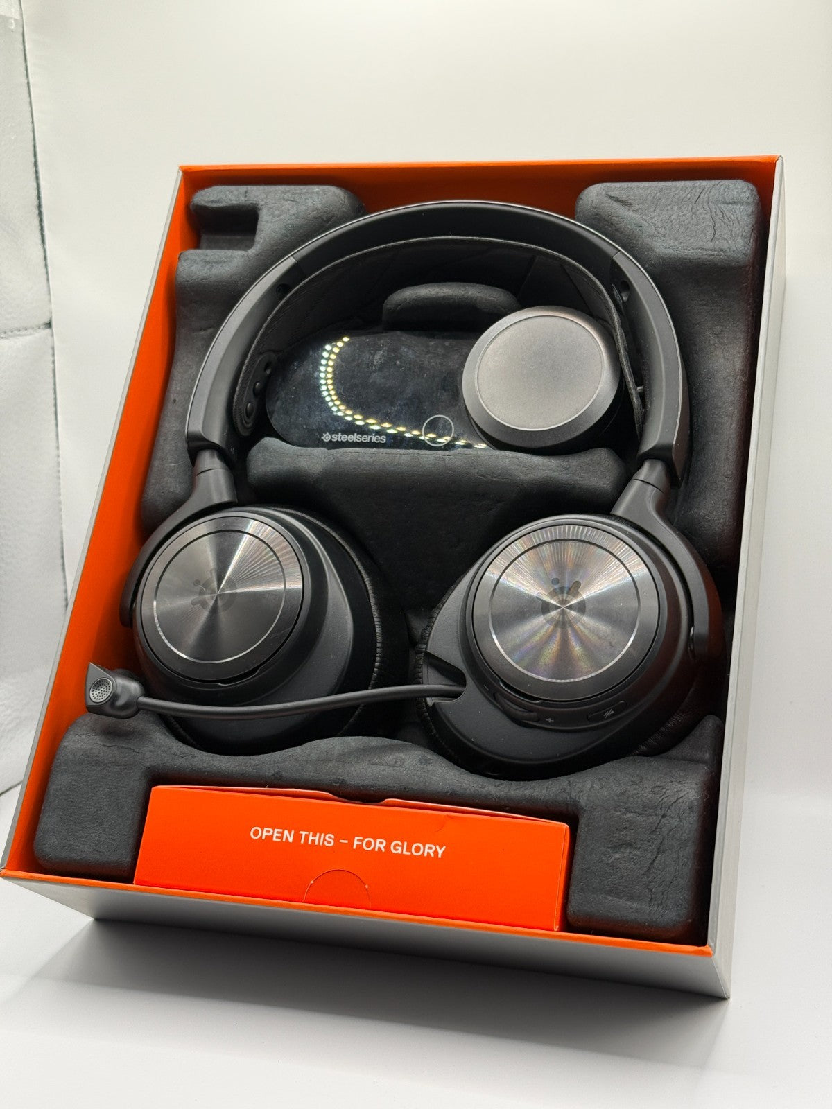 SteelSeries Arctis Nova Pro Wired Over Ear Gaming Headset 360° Spatial Audio