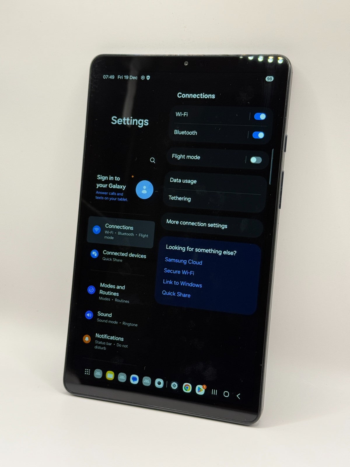 Samsung Galaxy Tab A9 64GB Navy Fully Boxed Excellent Condition Wifi 97% Battery