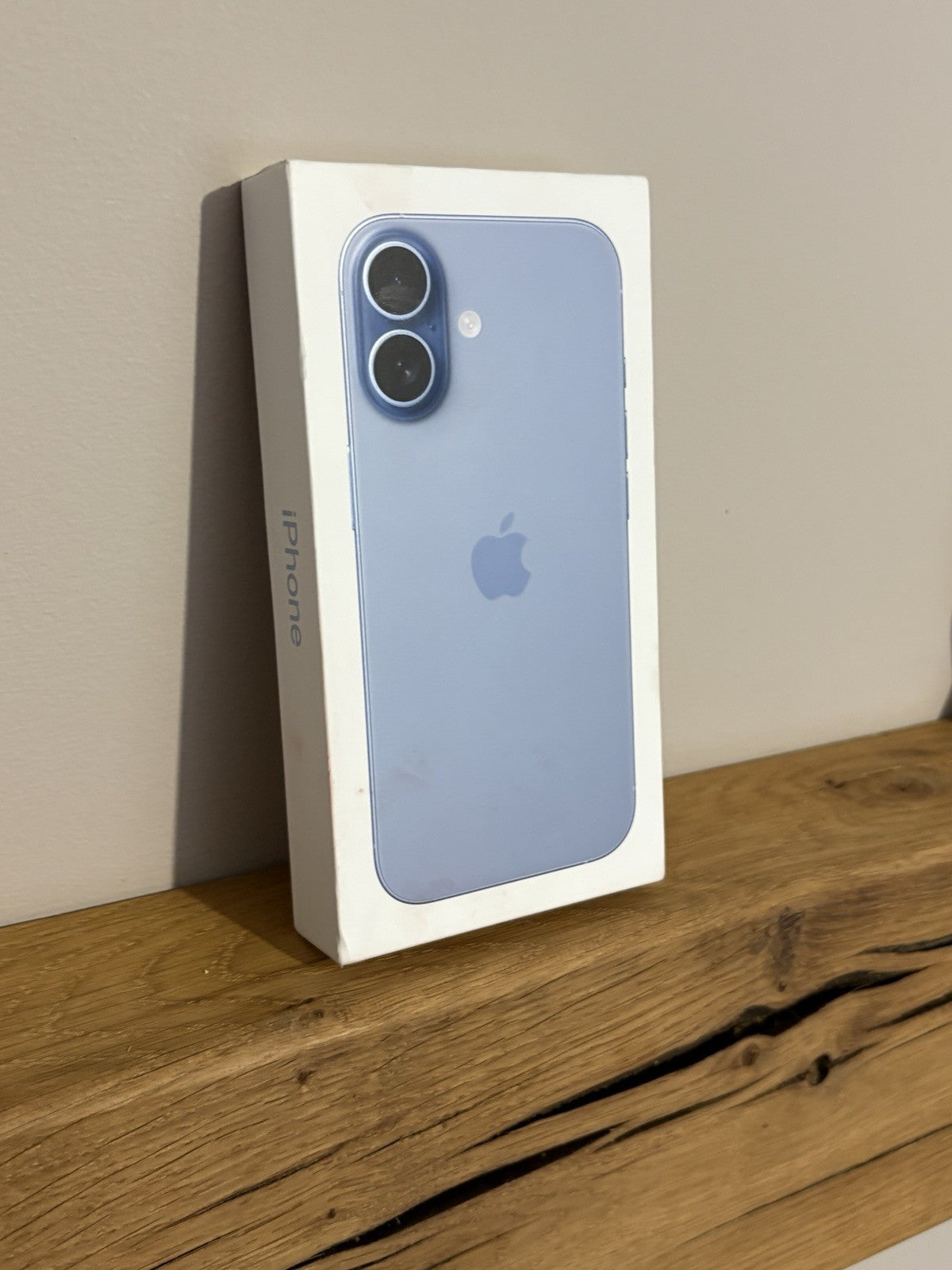 Apple iPhone 17 256GB (C241) 5G 6.3'' AI Smartphone iOS Unlocked SIM + eSIM