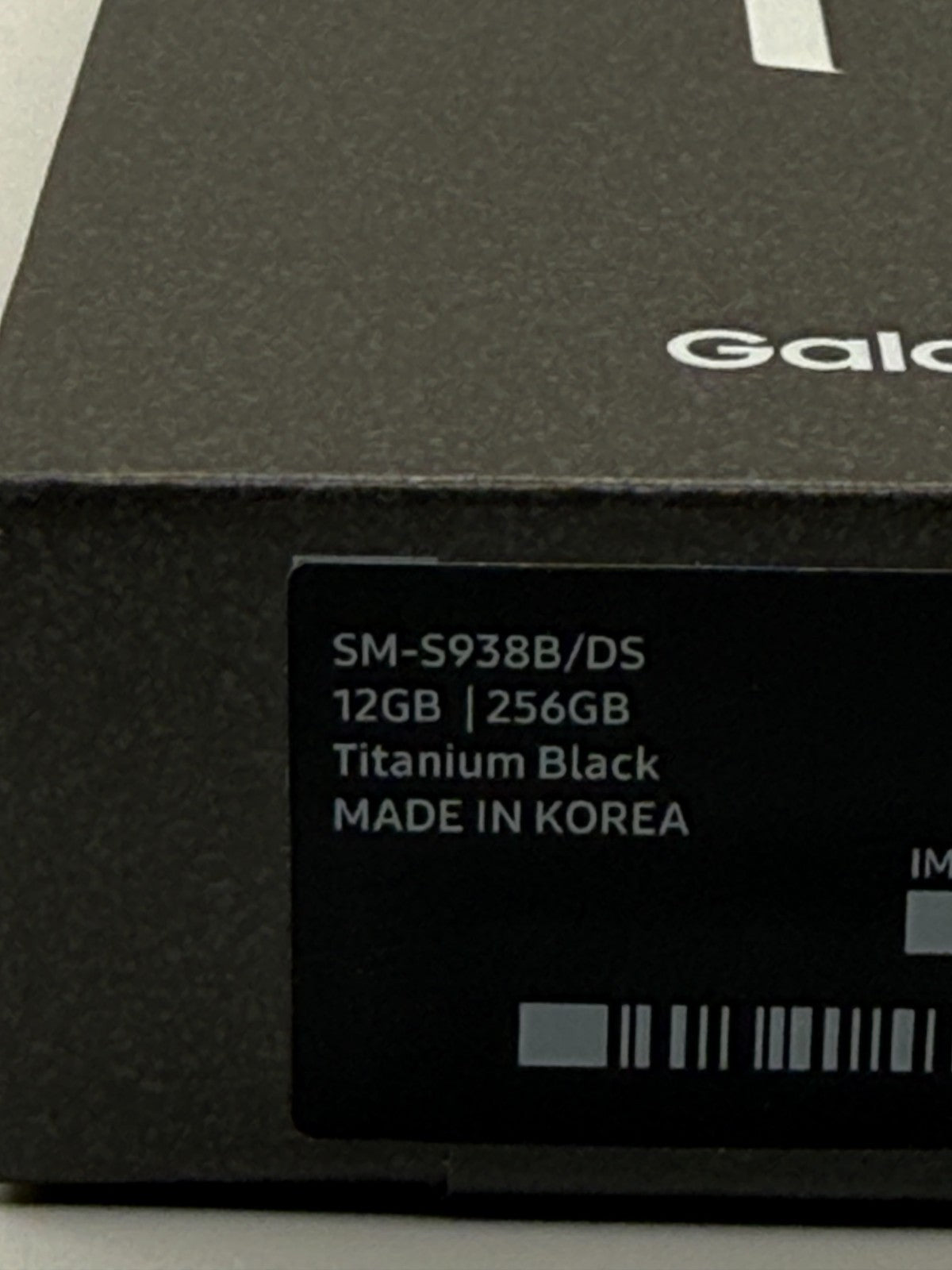 Samsung Galaxy S25 Ultra 256GB Titanium Black Unlocked 12GB RAM Brand New Sealed