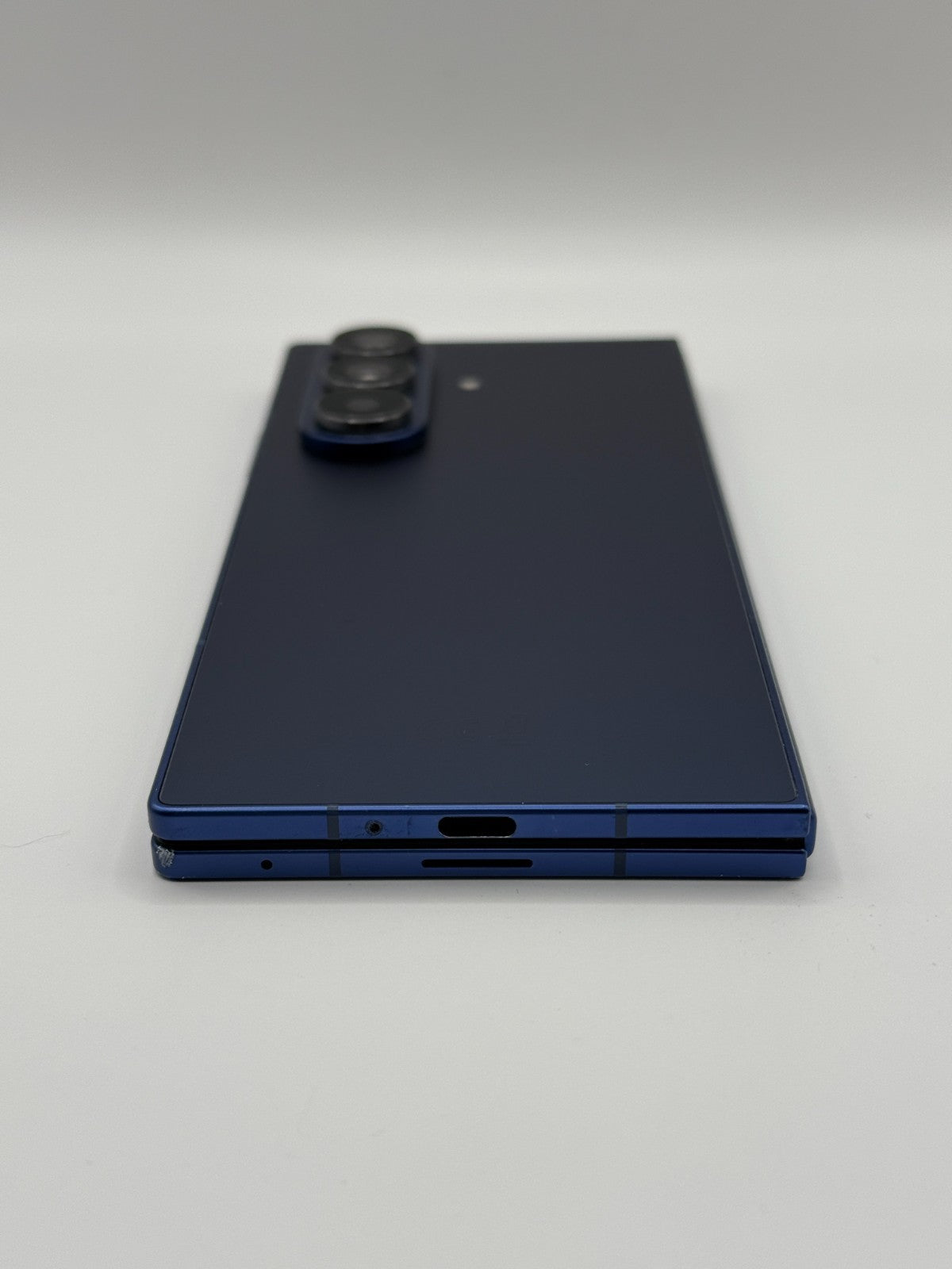 Samsung Galaxy Z Fold 7 256GB Blue Shadow Unlocked Good Condition Warranty
