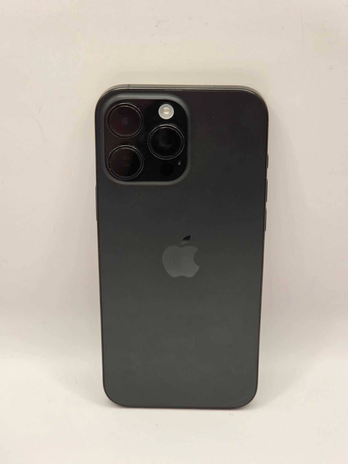 Apple Iphone 16 Pro Max 256GB 5G Unlocked Black Titanium Very Good Condition