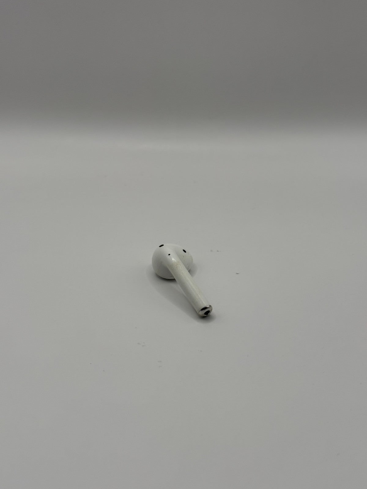 Apple AirPods 1st Generation Right Earbud Only Fully Working White Genuine