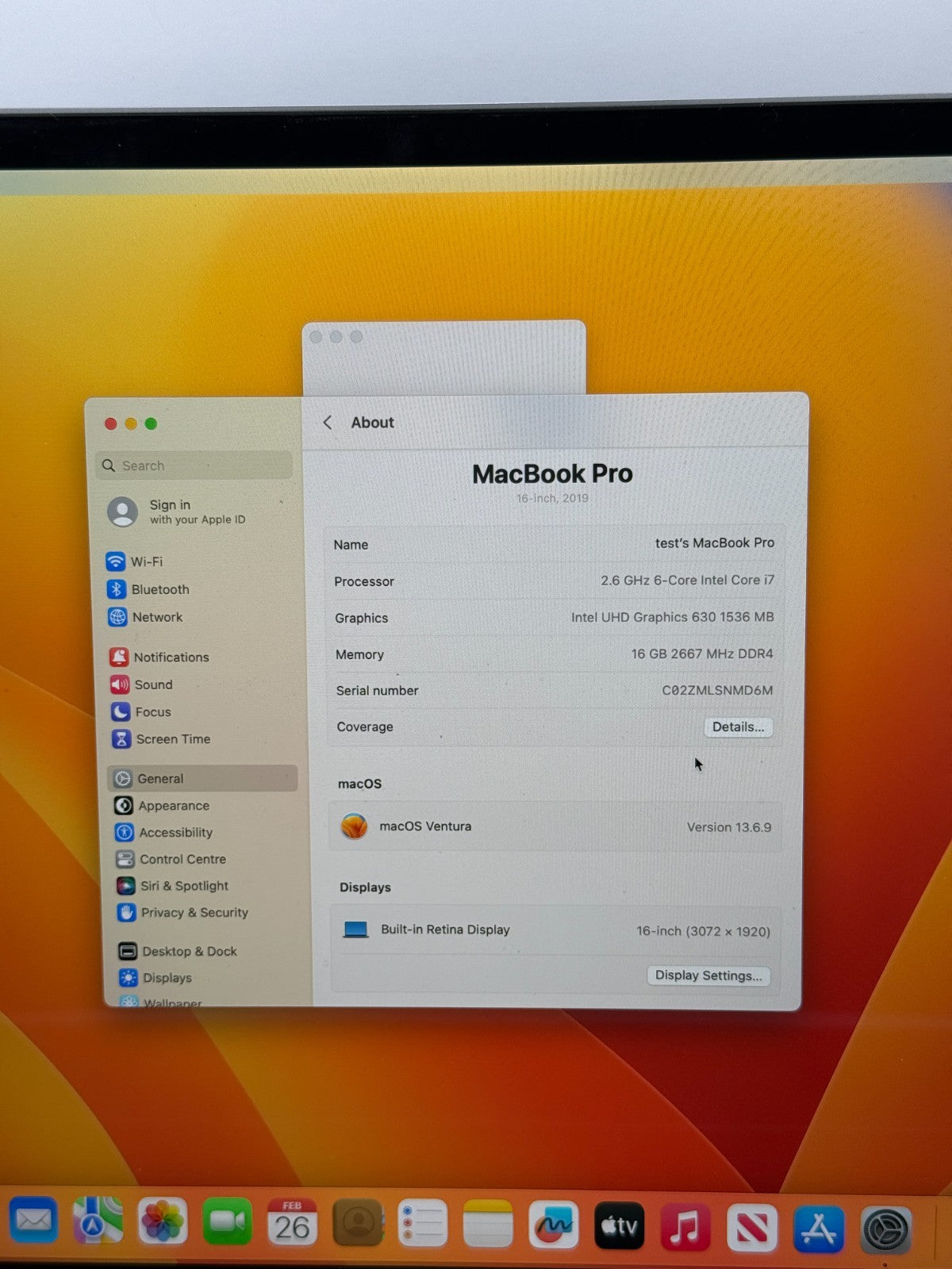 Apple MacBook Pro 16" 512GB SSD Intel Core i7 9th Gen 2.60 GHz 16GB