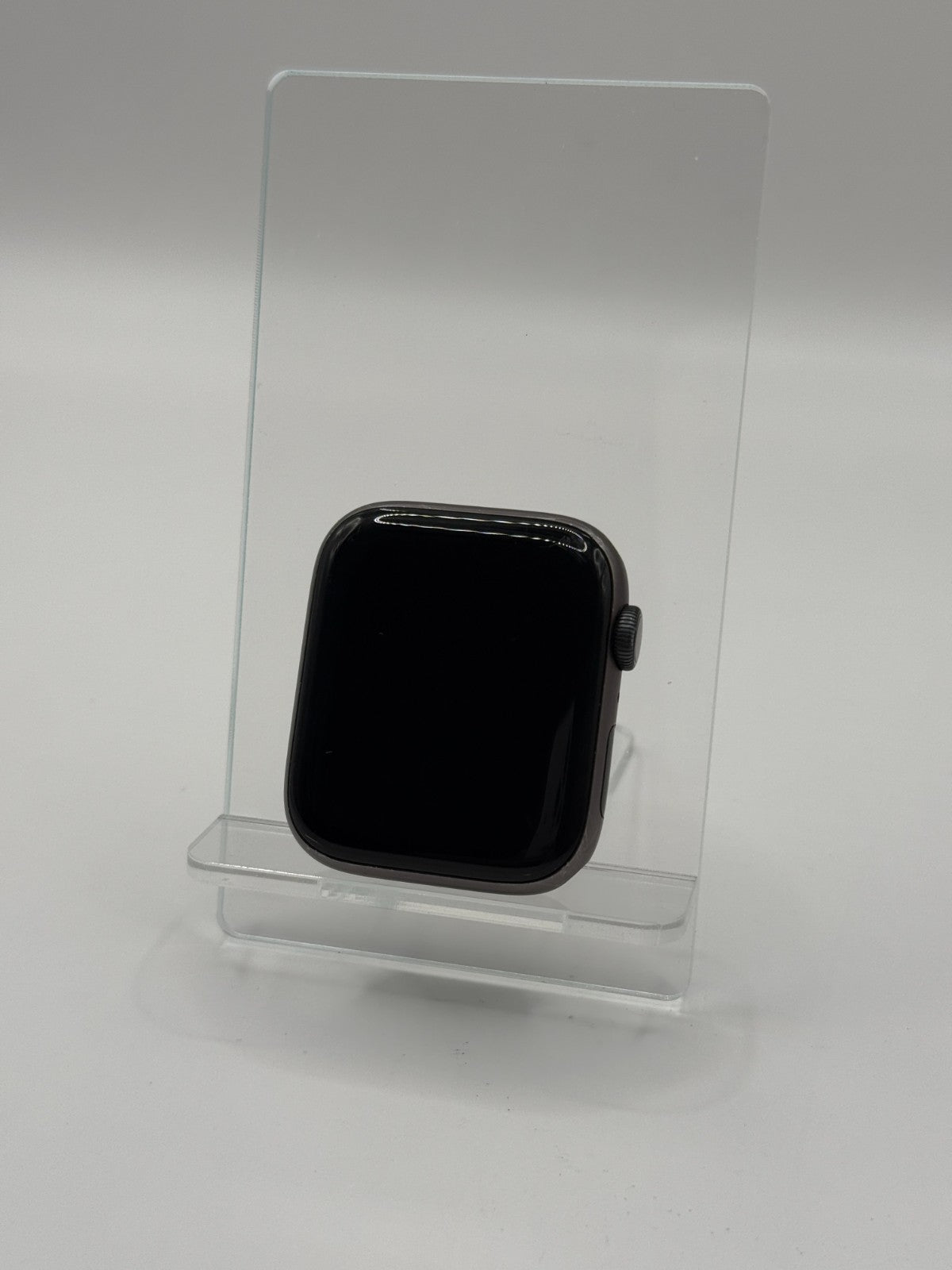 Apple Watch Series 5 44mm Wifi Space Grey Aluminium Case Black Sport Band