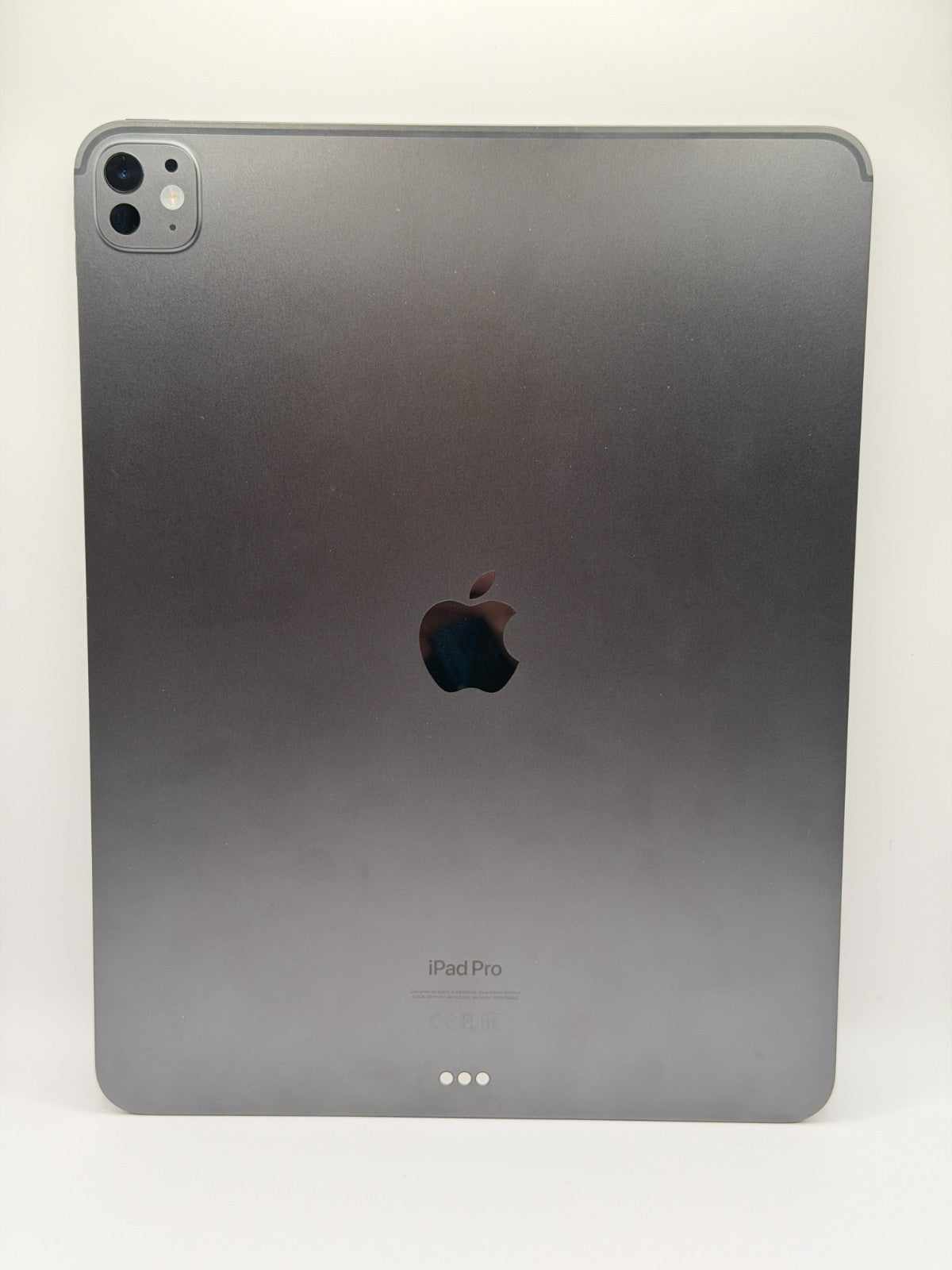 Apple Ipad Pro M4 2024 13-inch Wi-Fi 512GB Space Black Boxed Excellent Condition