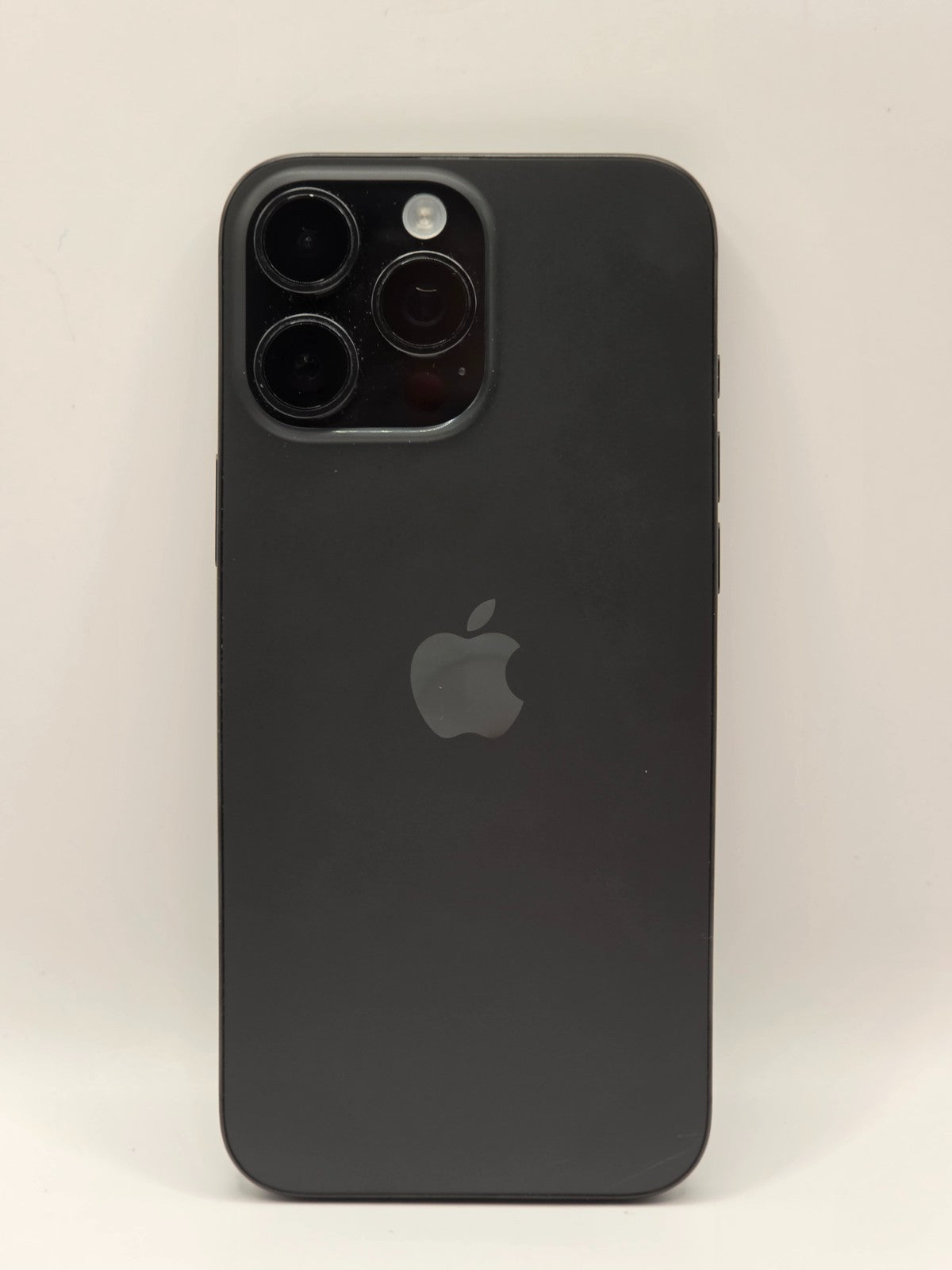 Apple Iphone 16 Pro Max 256GB 5G Unlocked Black Titanium Very Good Condition