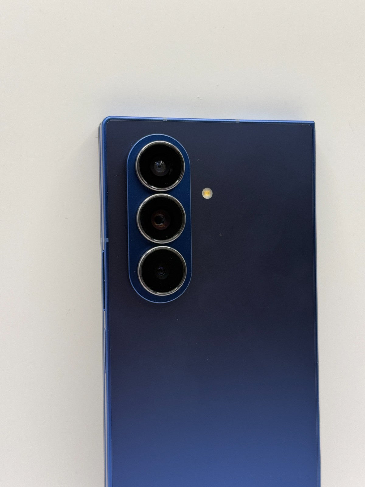 Samsung Galaxy Z Fold 7 5G AI 512GB Blue Brand New No Box Warranty Unlocked