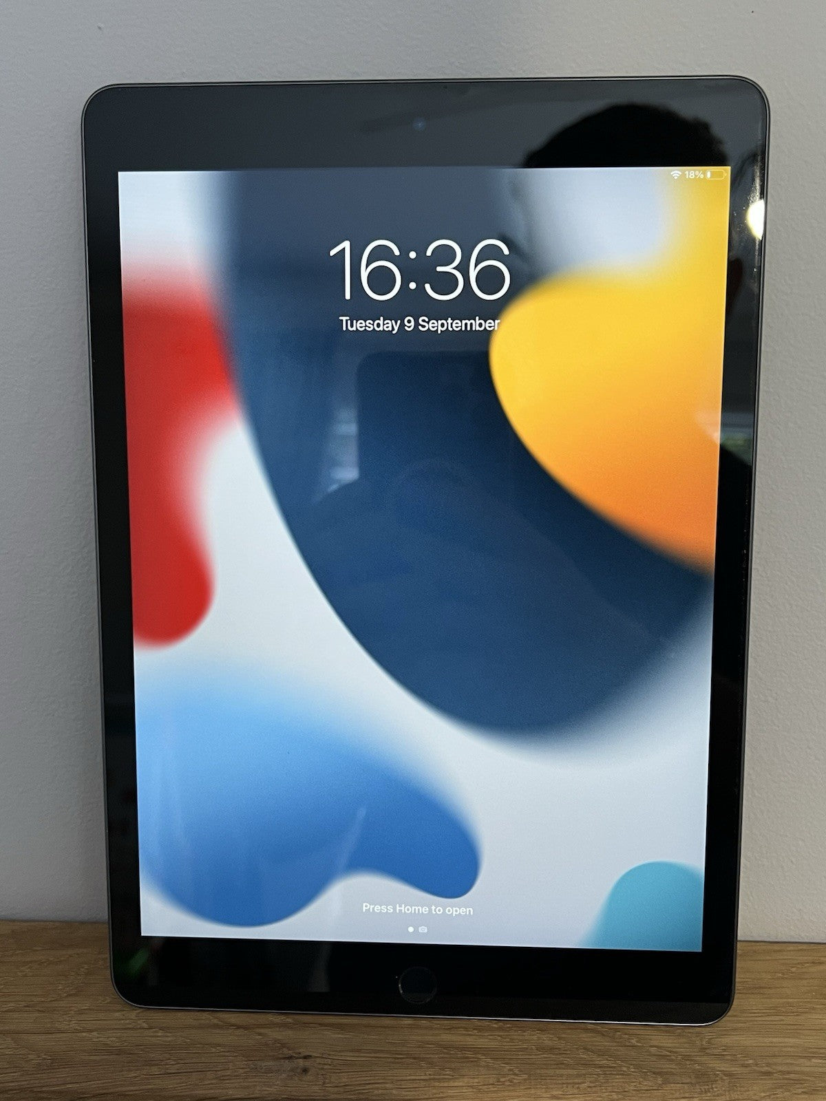 Apple iPad 9th generation 64gb (V31) WiFi Space Grey Boxed Warranty