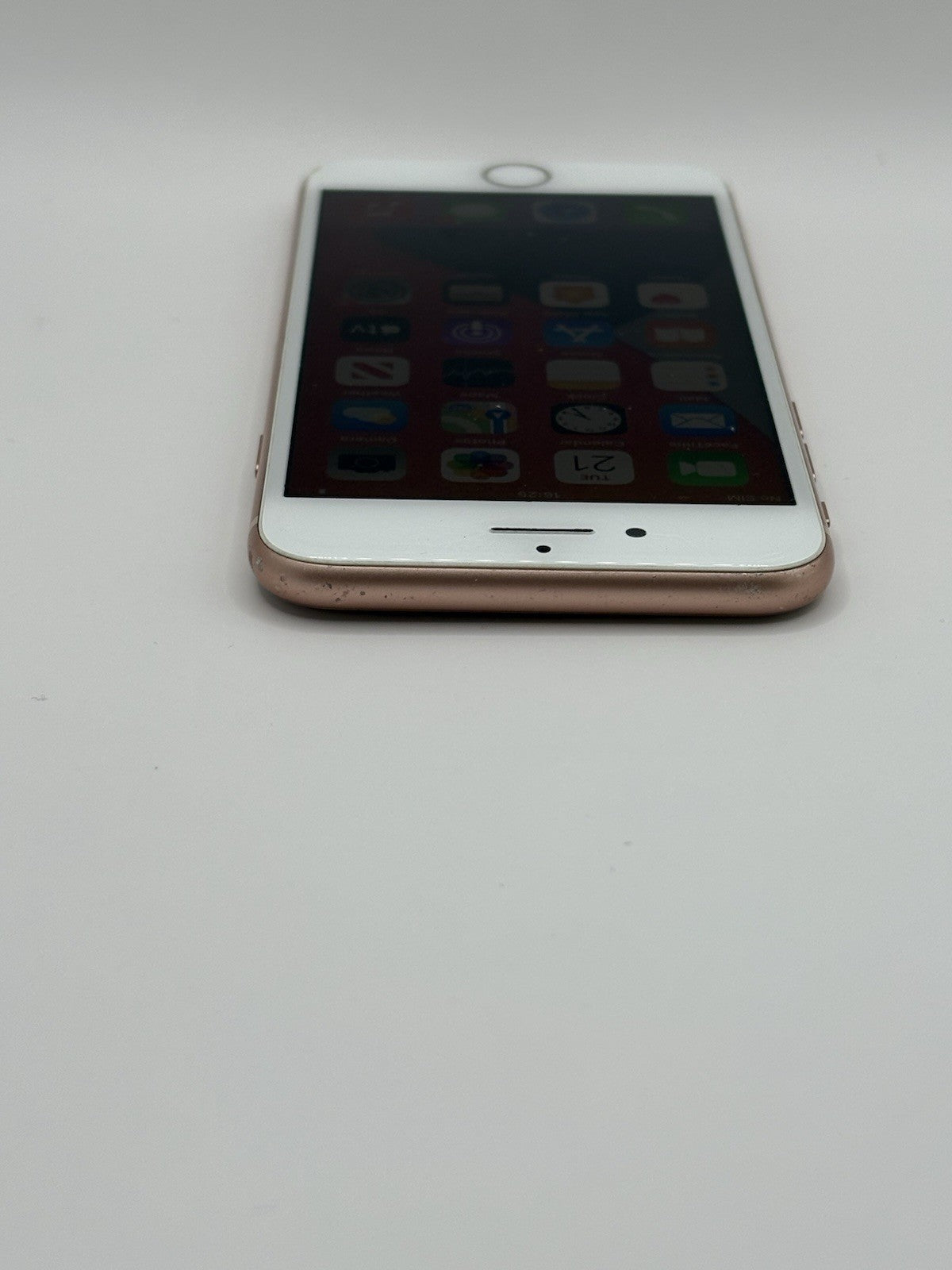 Apple iPhone 8 64GB Rose Gold Cracked Fully Working Unlocked