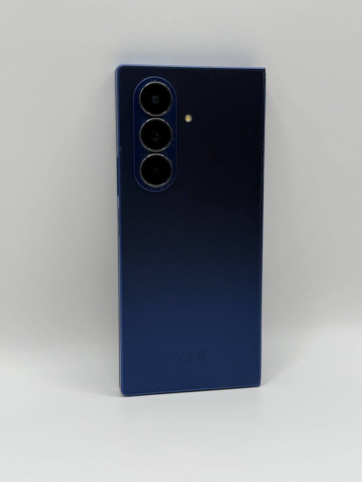 Samsung Galaxy Z Fold 7 256GB Blue Shadow Unlocked Good Condition Warranty