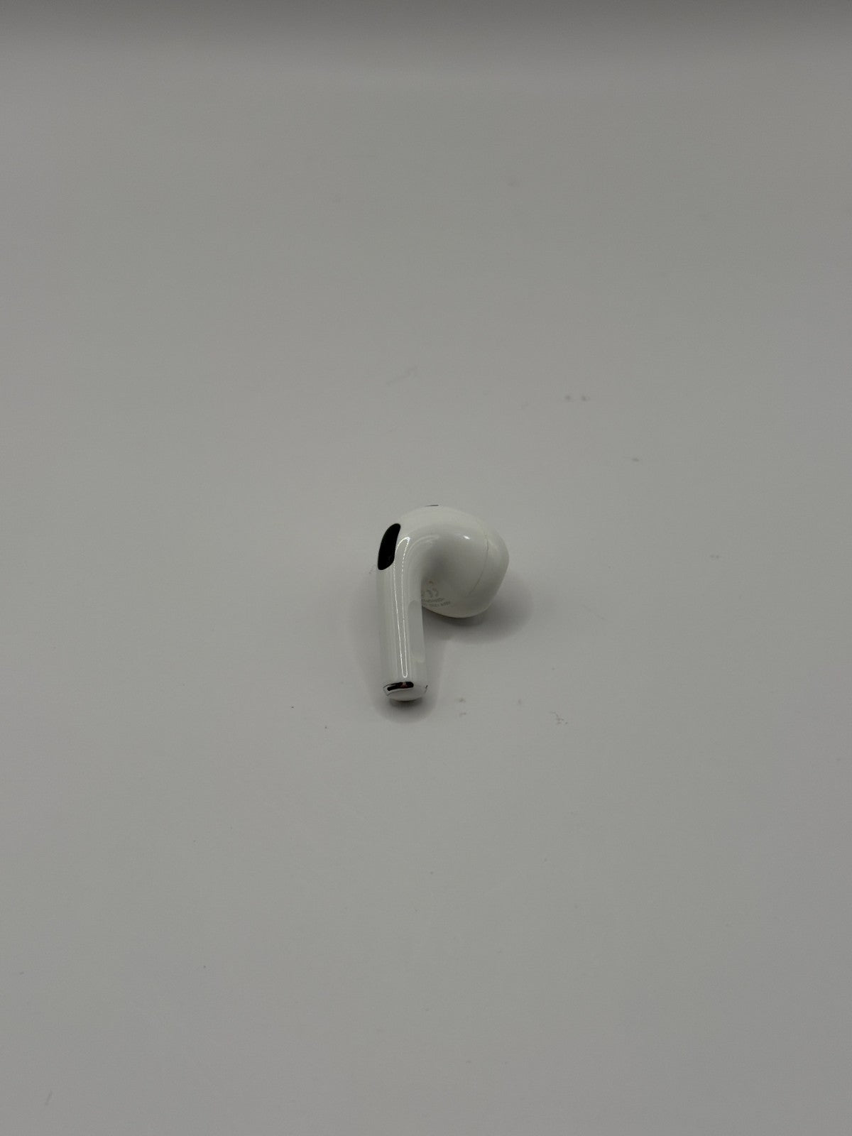 Apple Airpods 3th Generation In Ear Earphones 2021 Non ANC Right Earbud Only