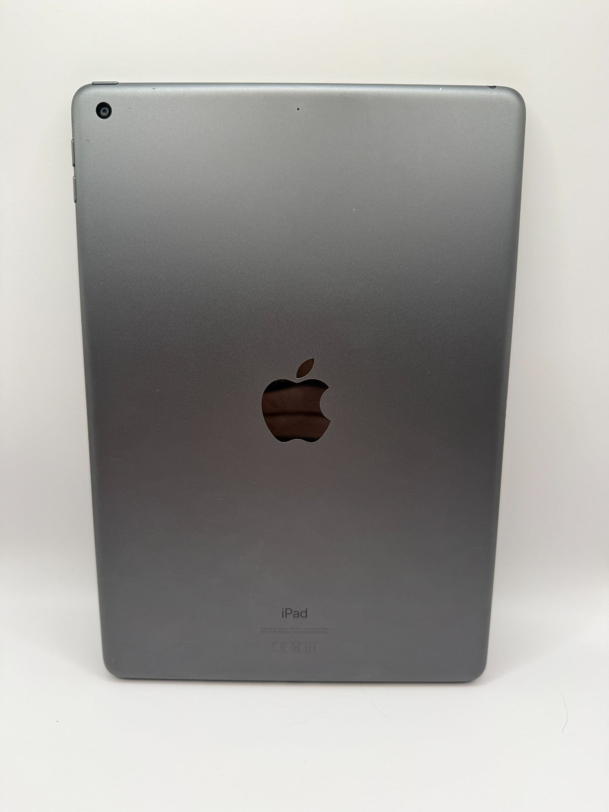 Apple iPad 8th Gen 2020 10.2" 32GB WiFi Unlocked Space Gray Boxed Warranty