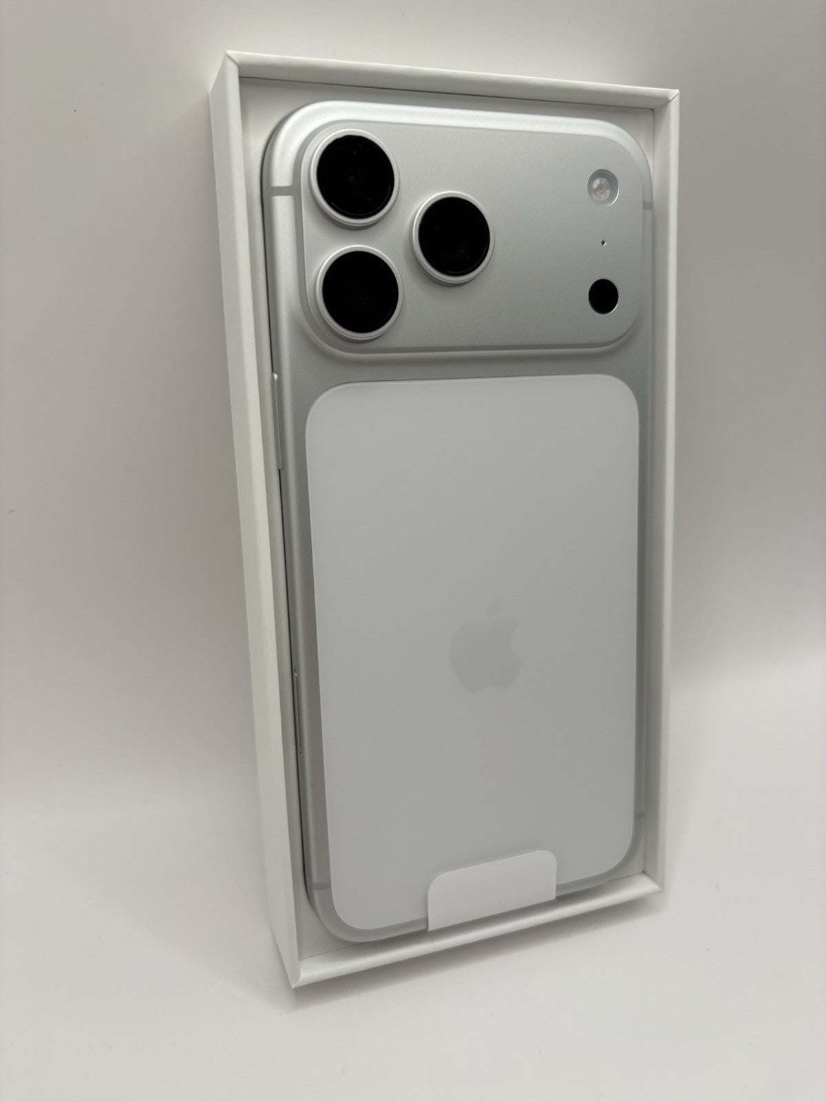 Apple iPhone 17 Pro Max 256GB Silver 5G Opened Box Never Used Unlocked Warranty
