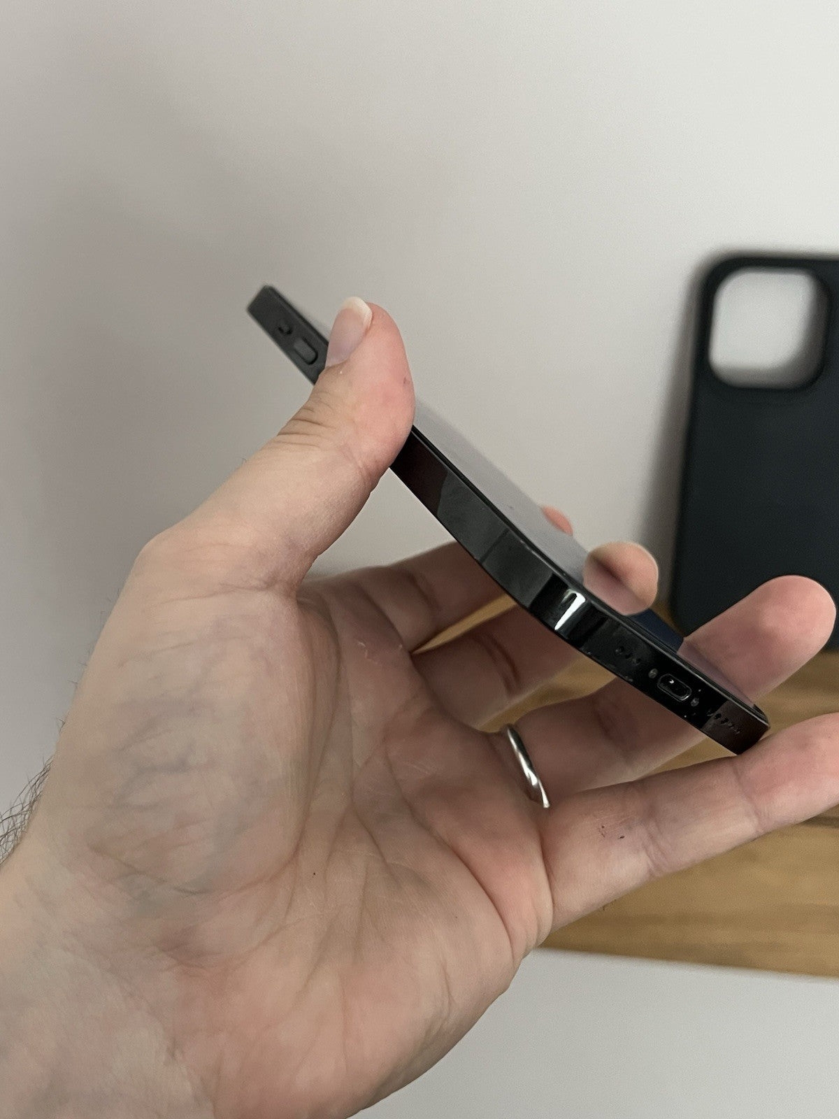 Apple iPhone 14 Pro (944) 128GB Space Black Unlocked Warranty Good Condition