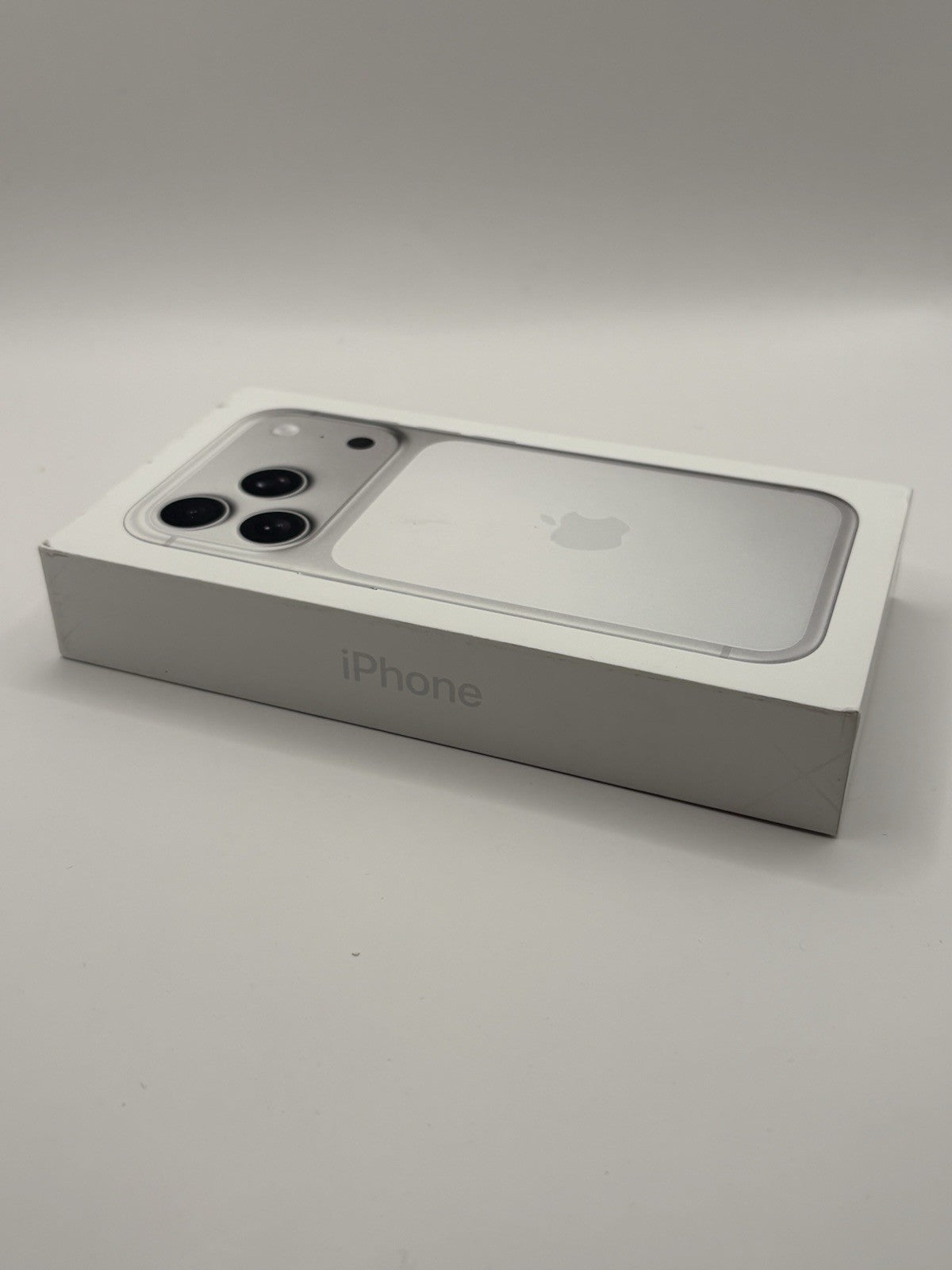 Apple iPhone 17 Pro 512GB Silver 5G AI Brand New Sealed 6.3" Unlocked Warranty