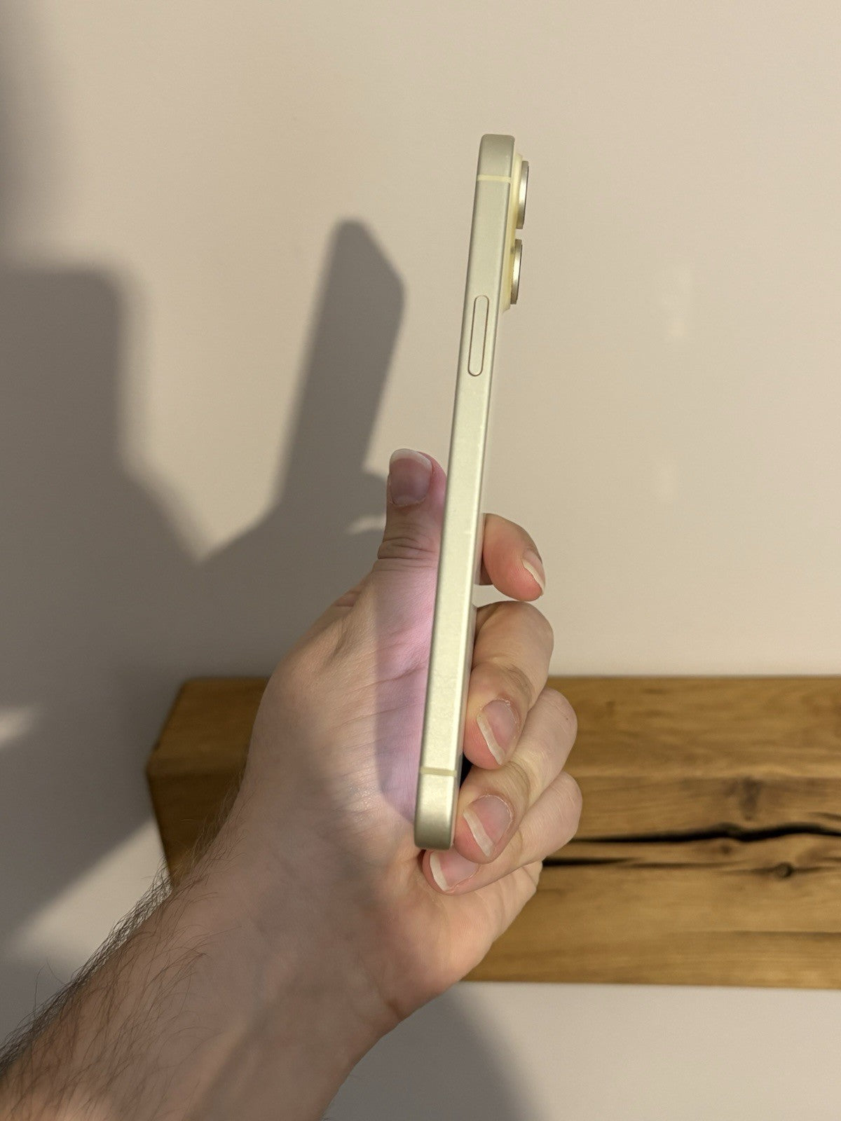 Apple iPhone 15 Plus 128GB (PP142) Yellow Unlocked Very Good Condition Warranty