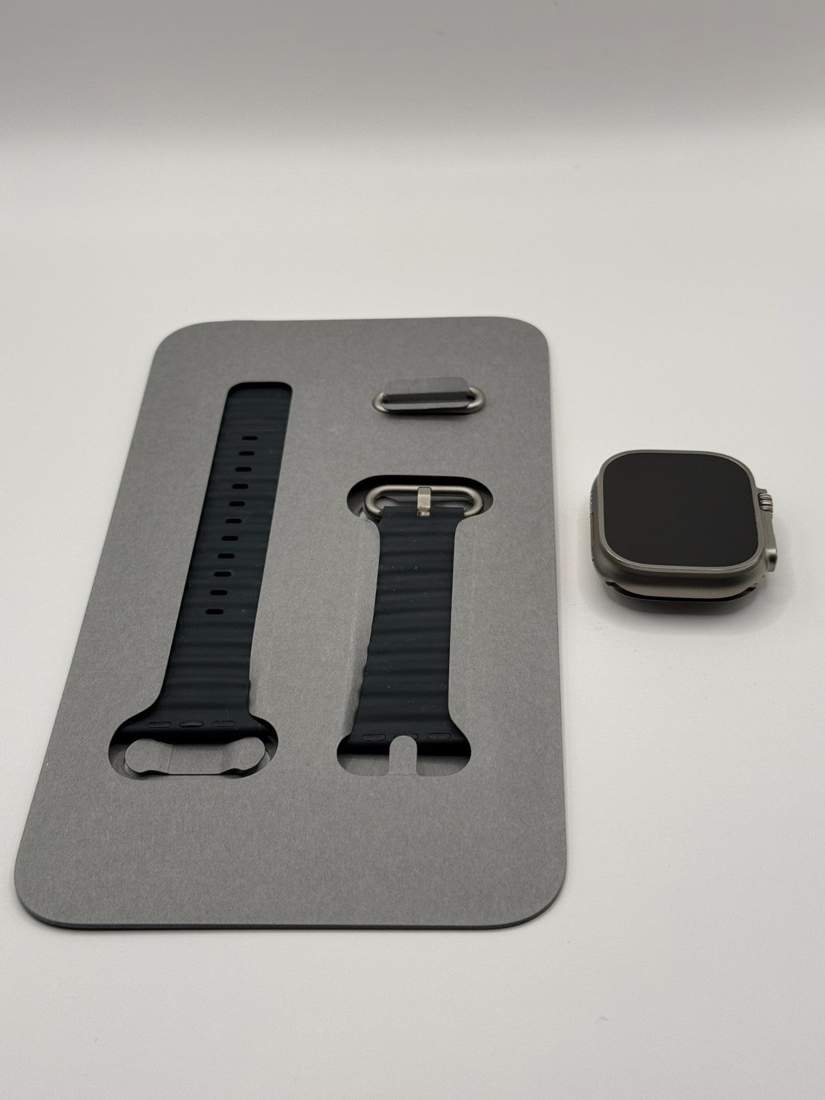 Apple Watch Ultra 2 49mm Titanium & Ceramic Case Cellular Excellent Condition