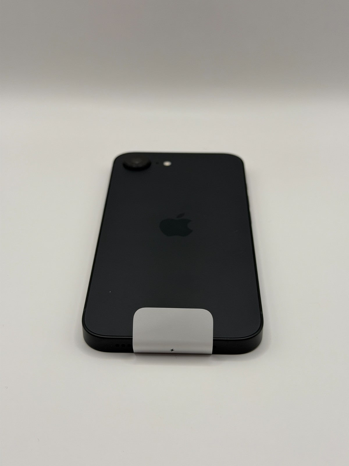Apple Iphone 16e 128GB 5G Black 100% Battery Unlocked Warranty Opened Never Used