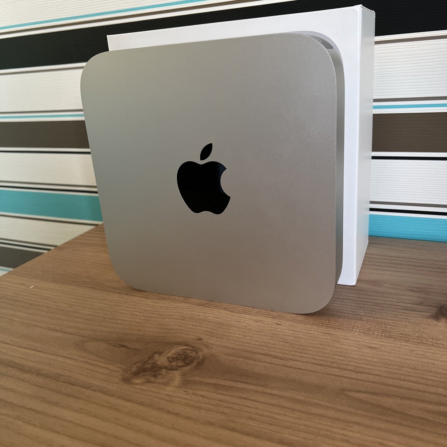 Apple Mac Mini M2 Chip (0212291) 8-core CPU, 10-core GPU, 2023 A2686 - Excellent