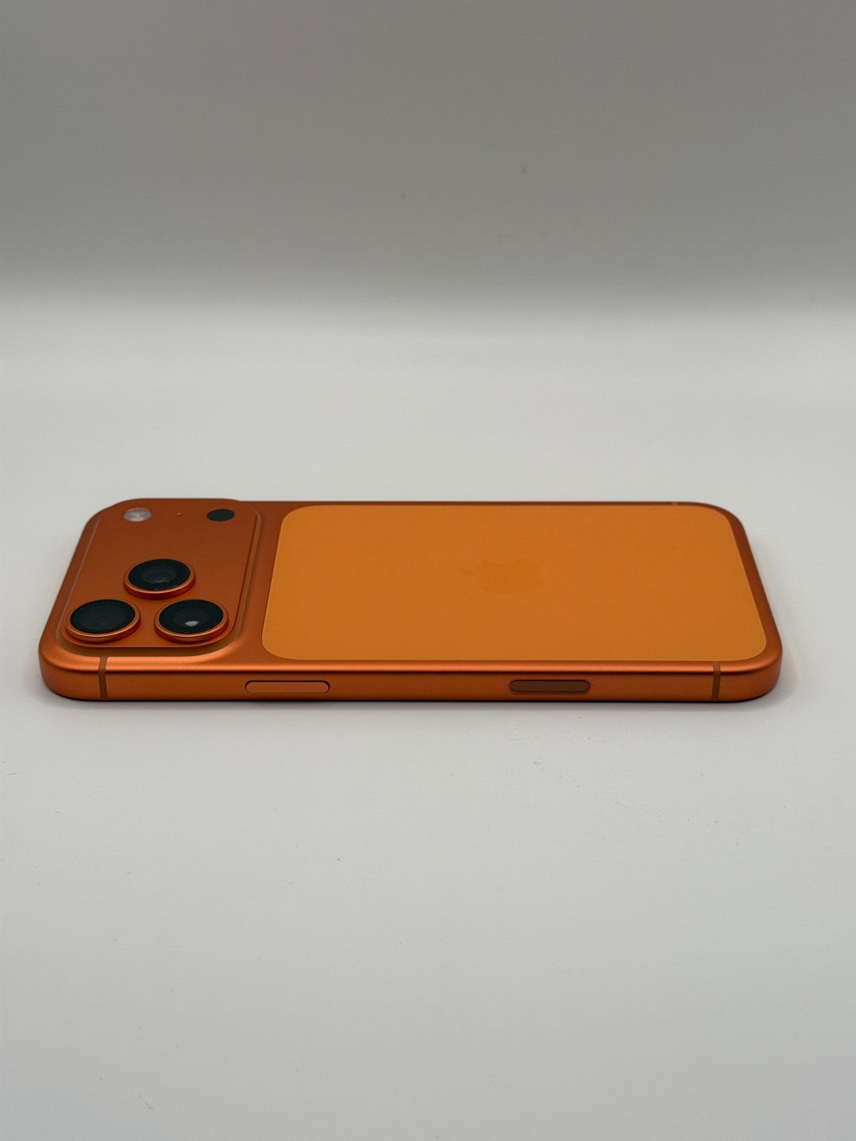 Apple Iphone 17 Pro Max 256GB Cosmic Orange 5G Excellent Warranty Unlocked