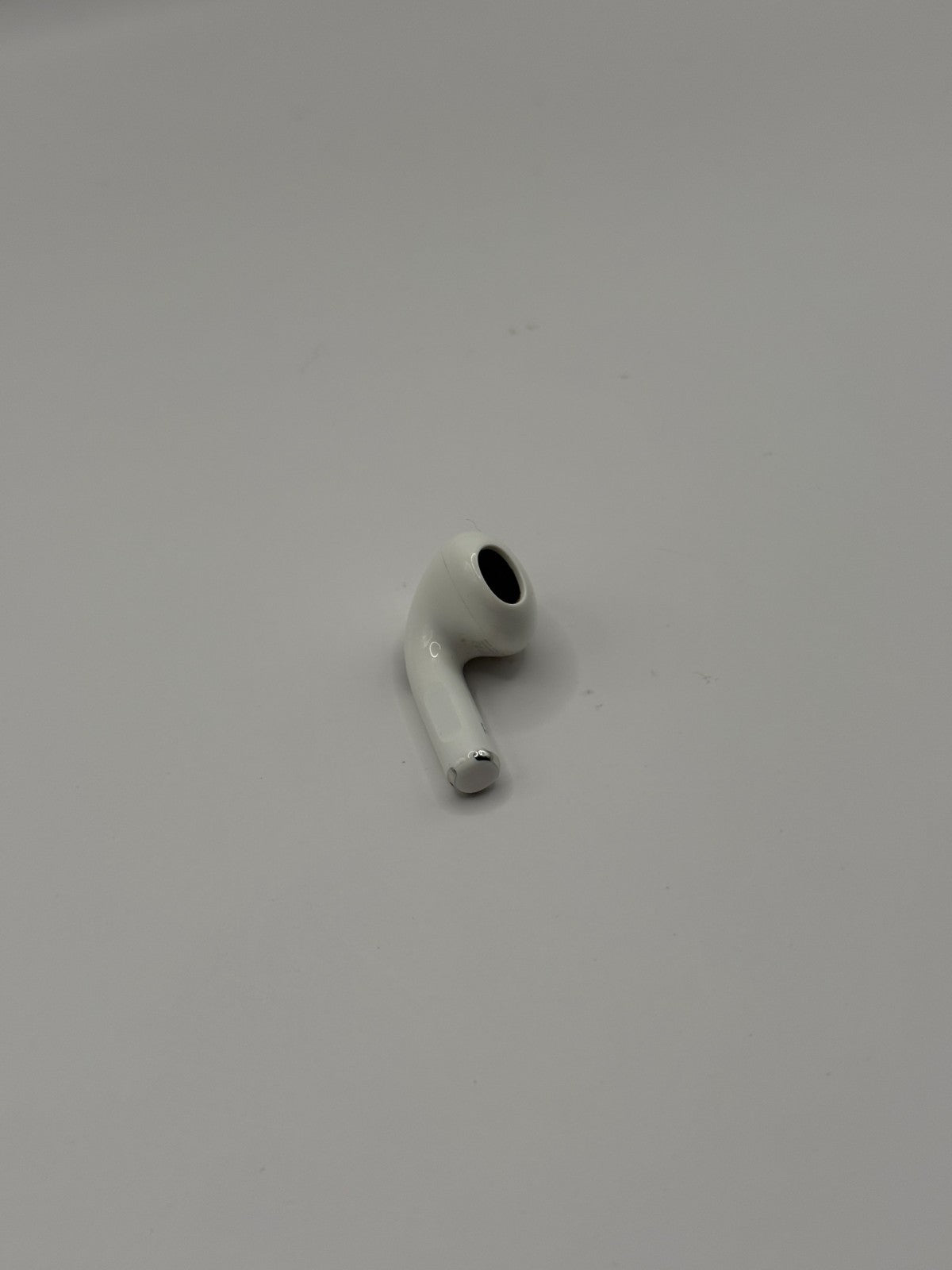 Apple Airpods 3th Generation In Ear Earphones 2021 Non ANC Right Earbud Only