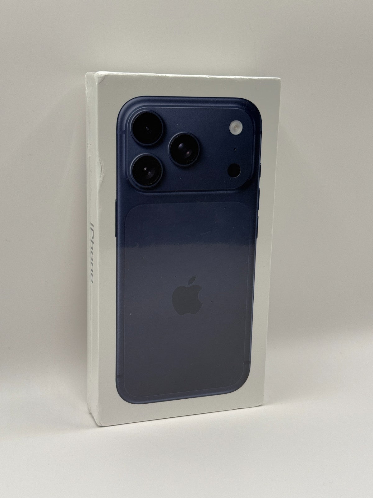 Apple Iphone 17 Pro 1TB Deep Blue 5G Brand New Sealed Unlocked Warranty
