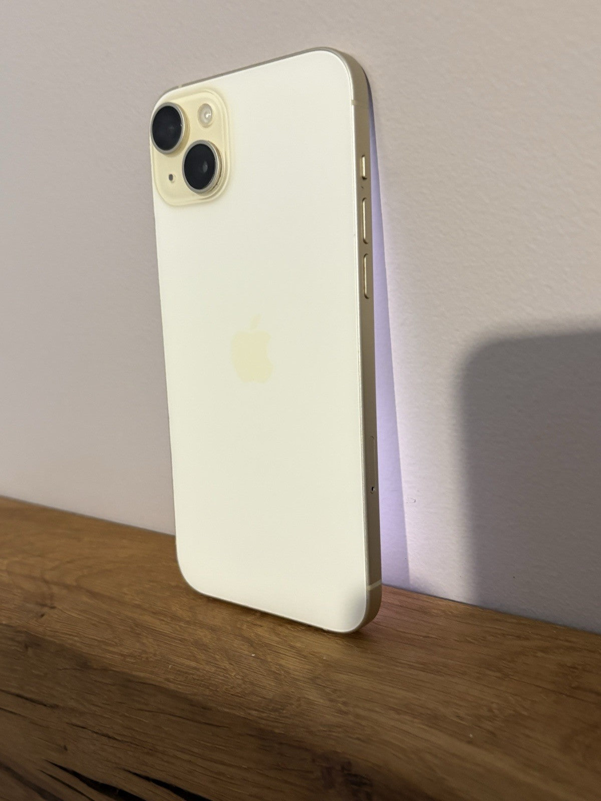 Apple iPhone 15 Plus 128GB (PP142) Yellow Unlocked Very Good Condition Warranty